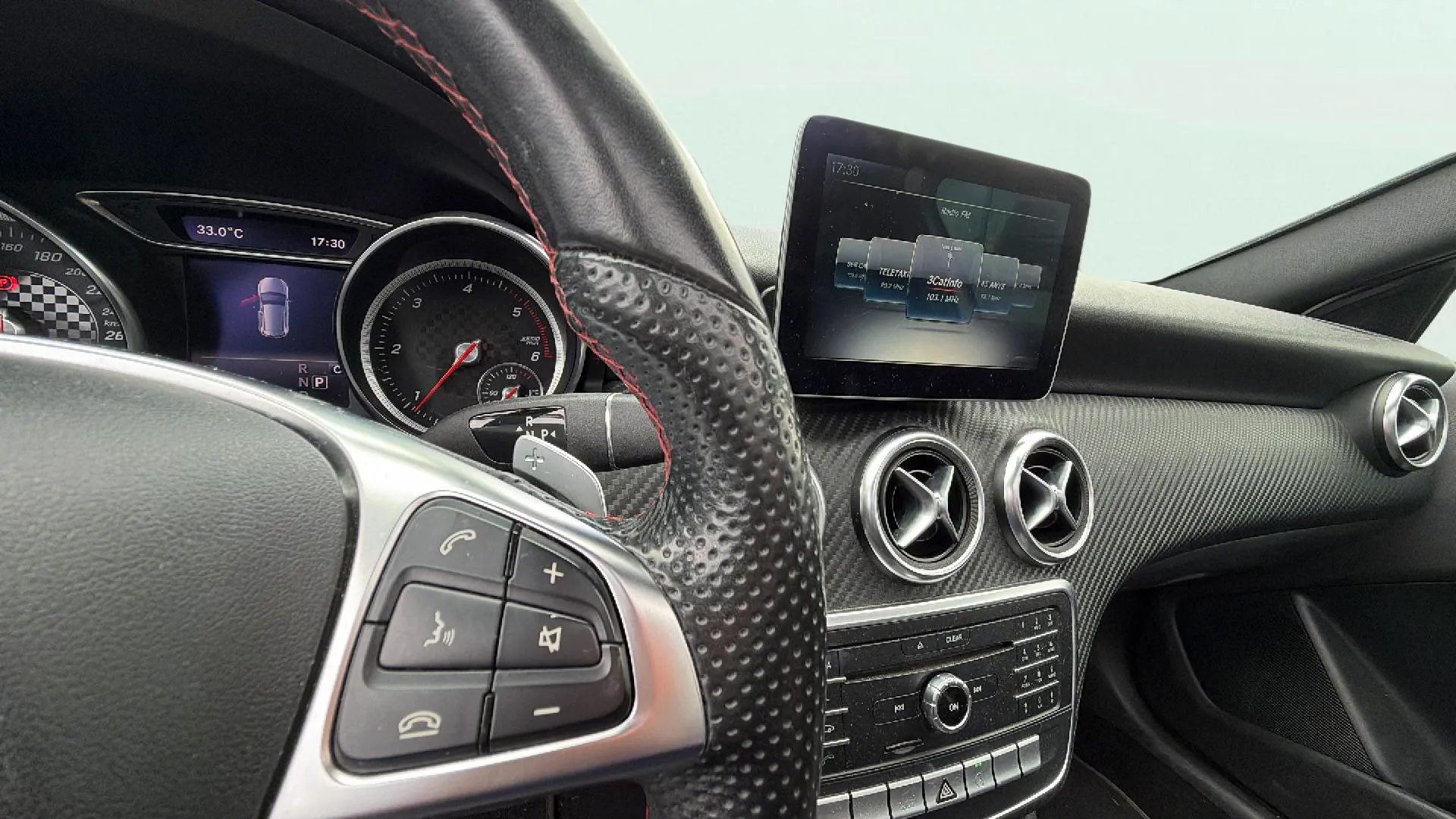 Mercedes-Benz Clase A A 200 d AMG Line - foto 20