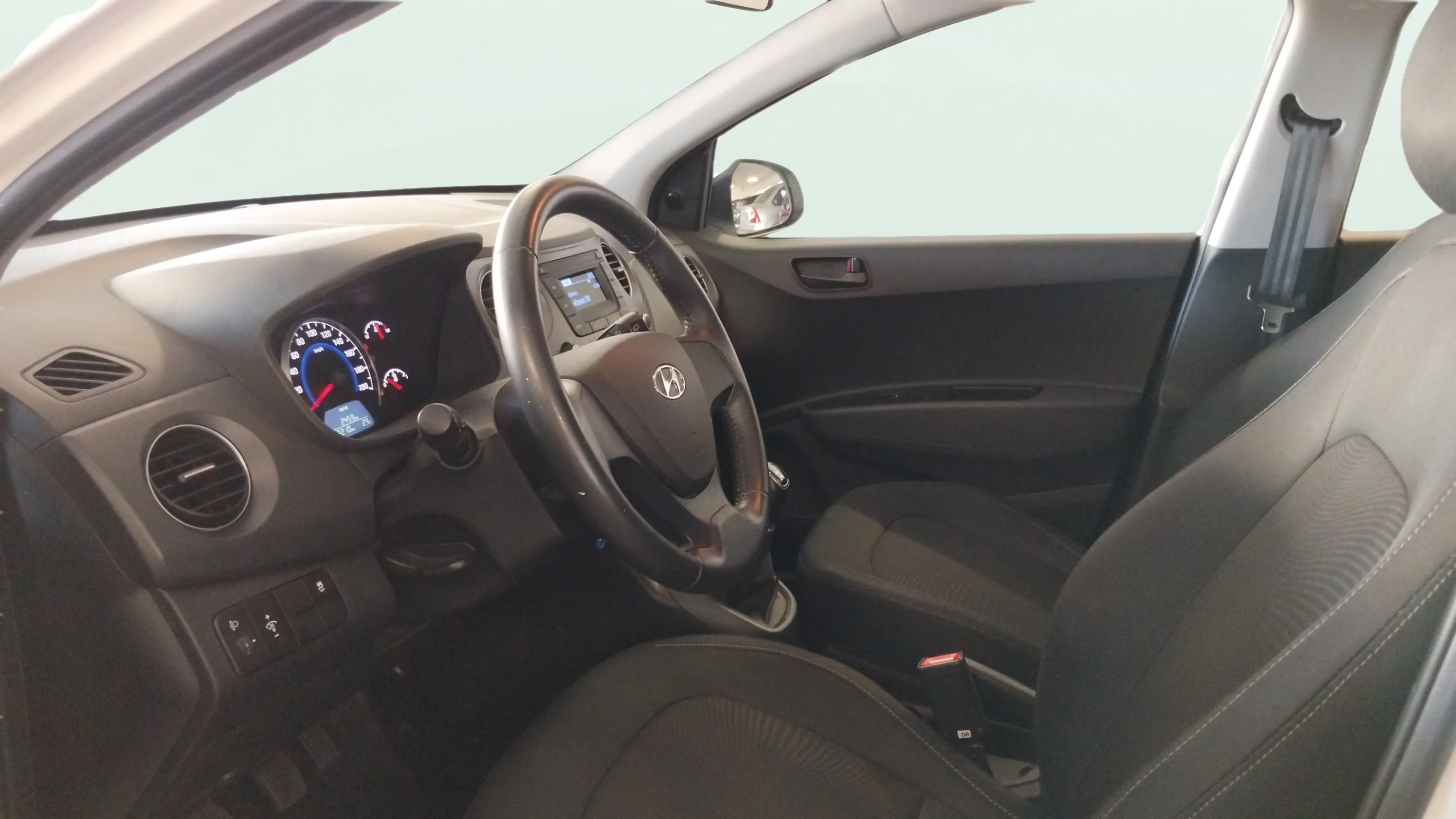 Hyundai i10 1.0 Go! - foto 10