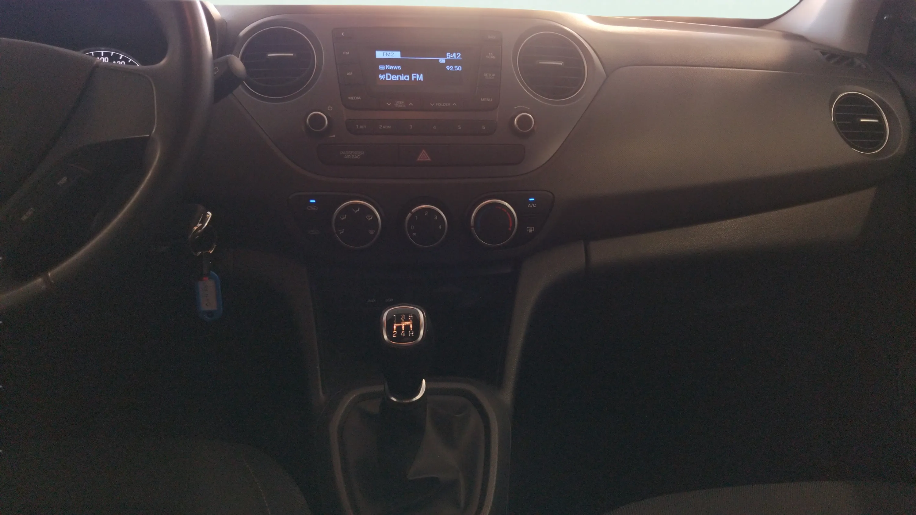 Hyundai i10 1.0 Go! - foto 17