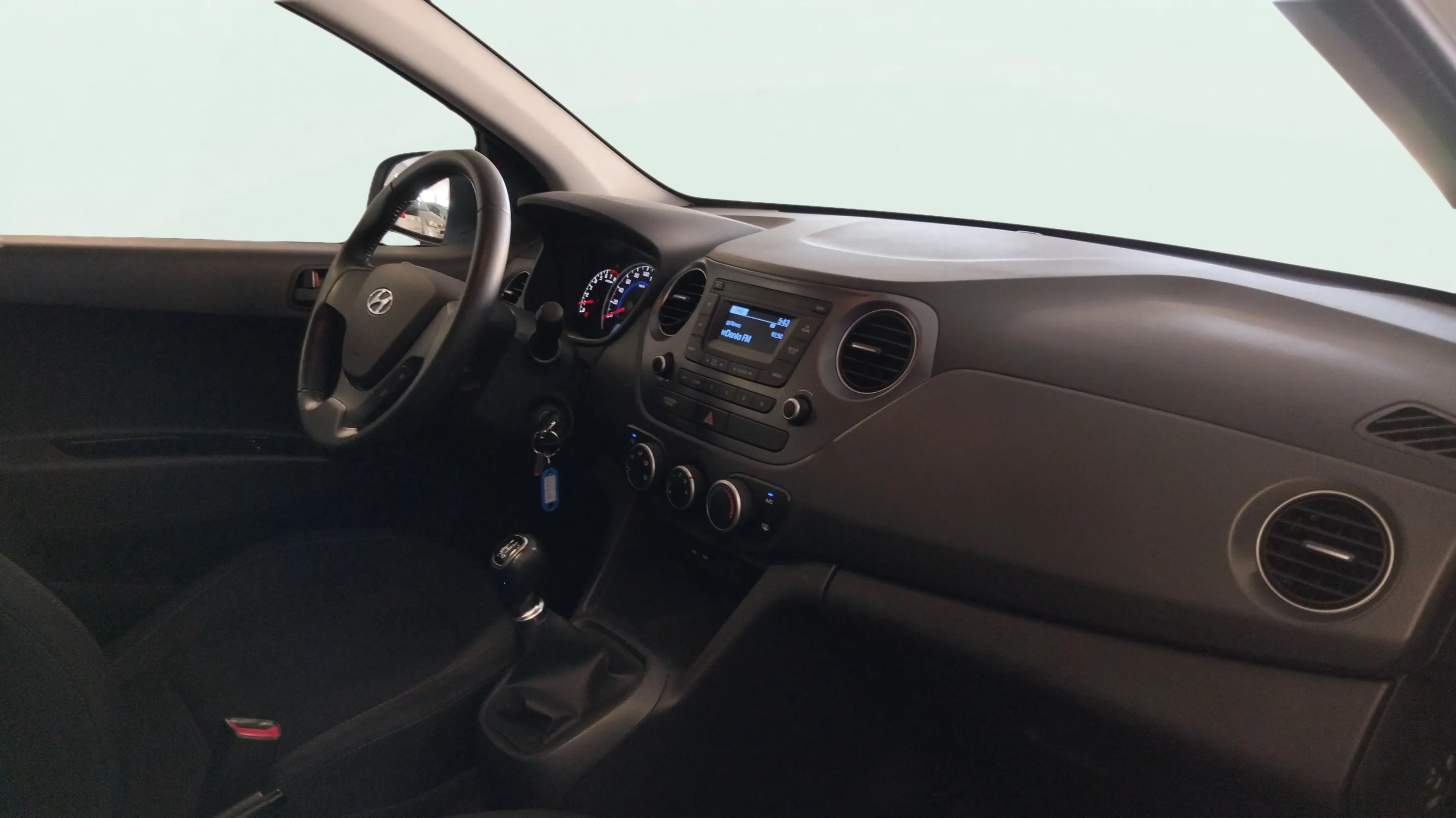 Hyundai i10 1.0 Go! - foto 22