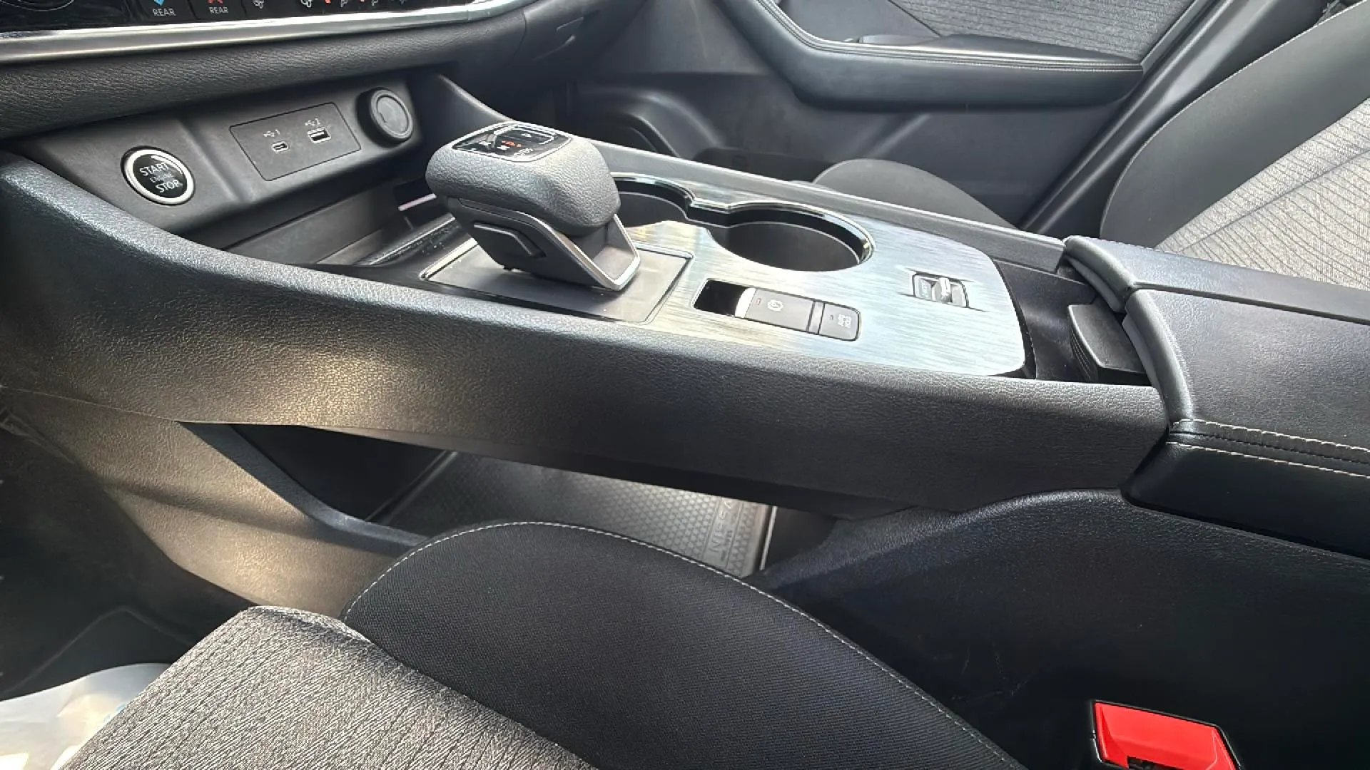 Nissan X-Trail 5 plazas 1.5 e-POWER 4x2 N-Connecta - foto 16
