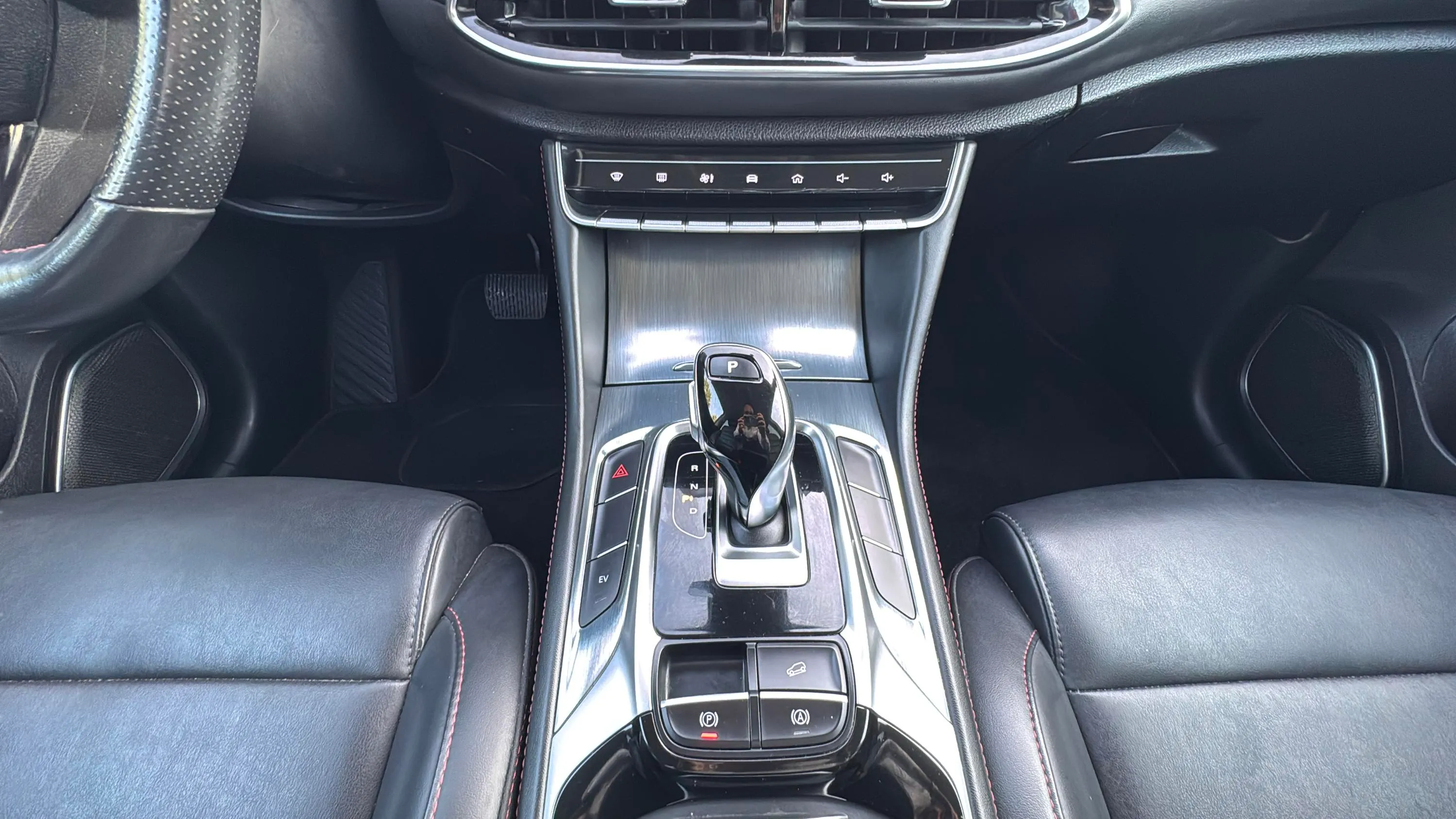 MG HS 1.5T-GDI PHEV Luxury - foto 11