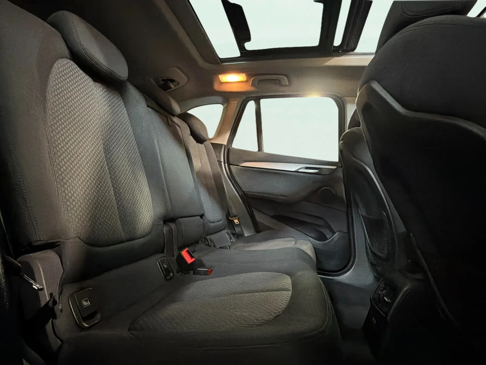 BMW X1 xDrive20dA - foto 18