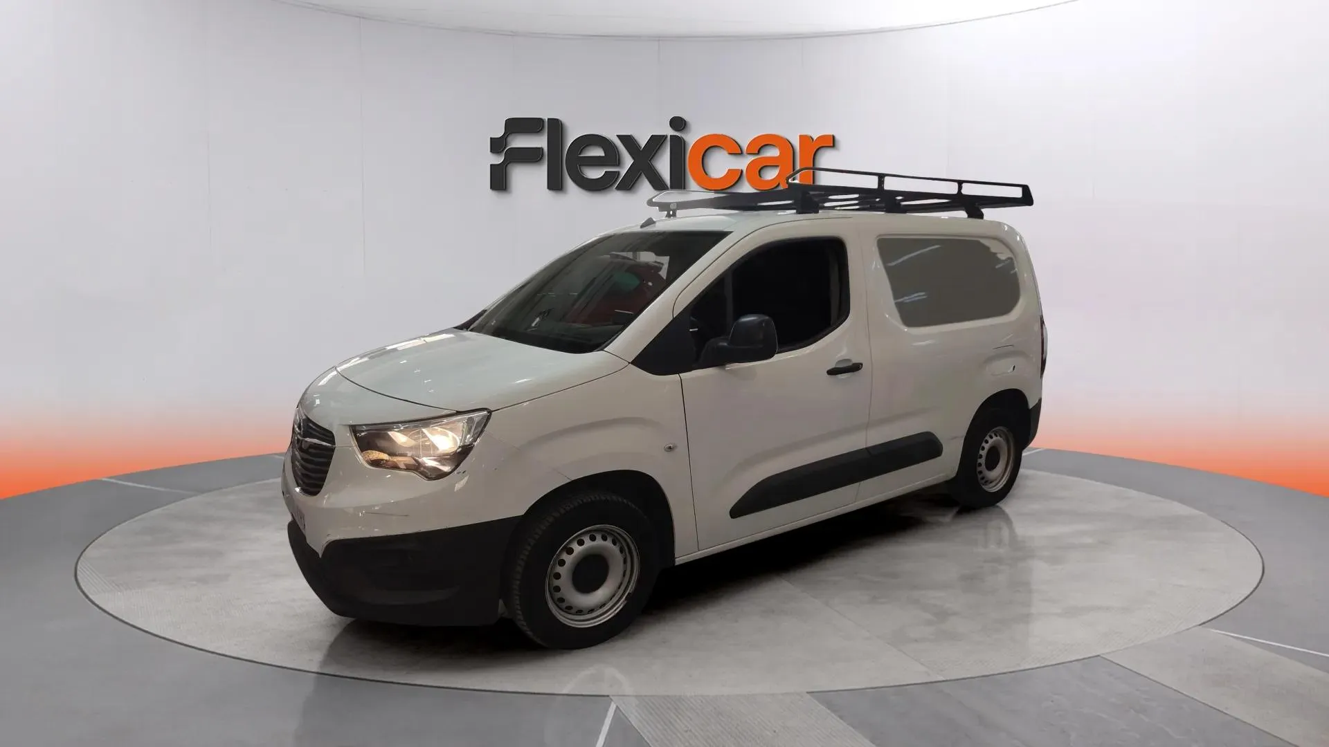 Opel Combo 1.5 TD Expression L - foto 2