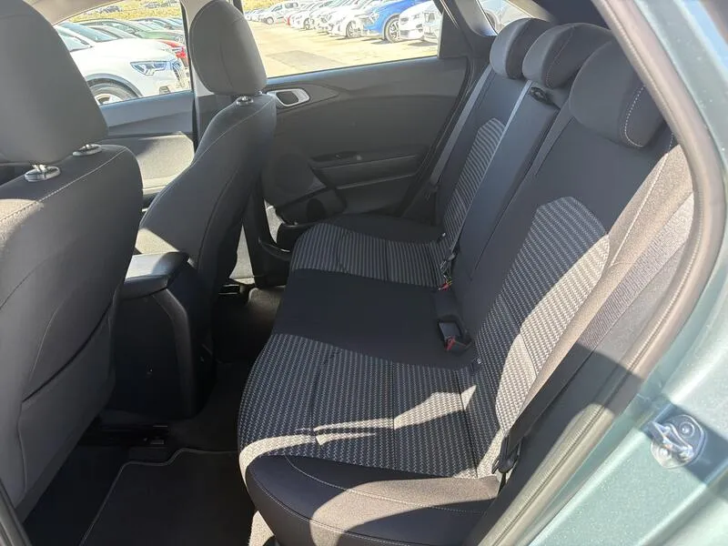 Kia XCeed Drive 1.0 T-GDi - foto 17