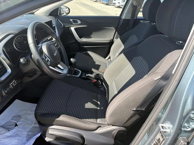 Kia XCeed Drive 1.0 T-GDi - foto 12