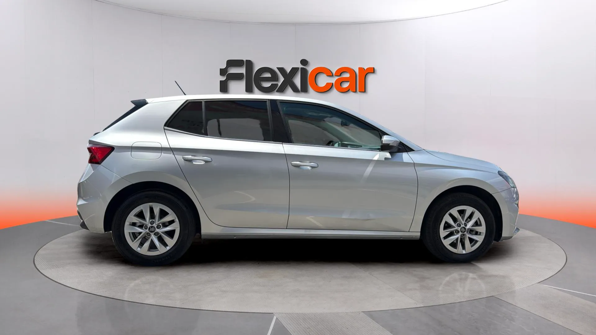 Škoda Fabia 1.0 TSI Selection - foto 8
