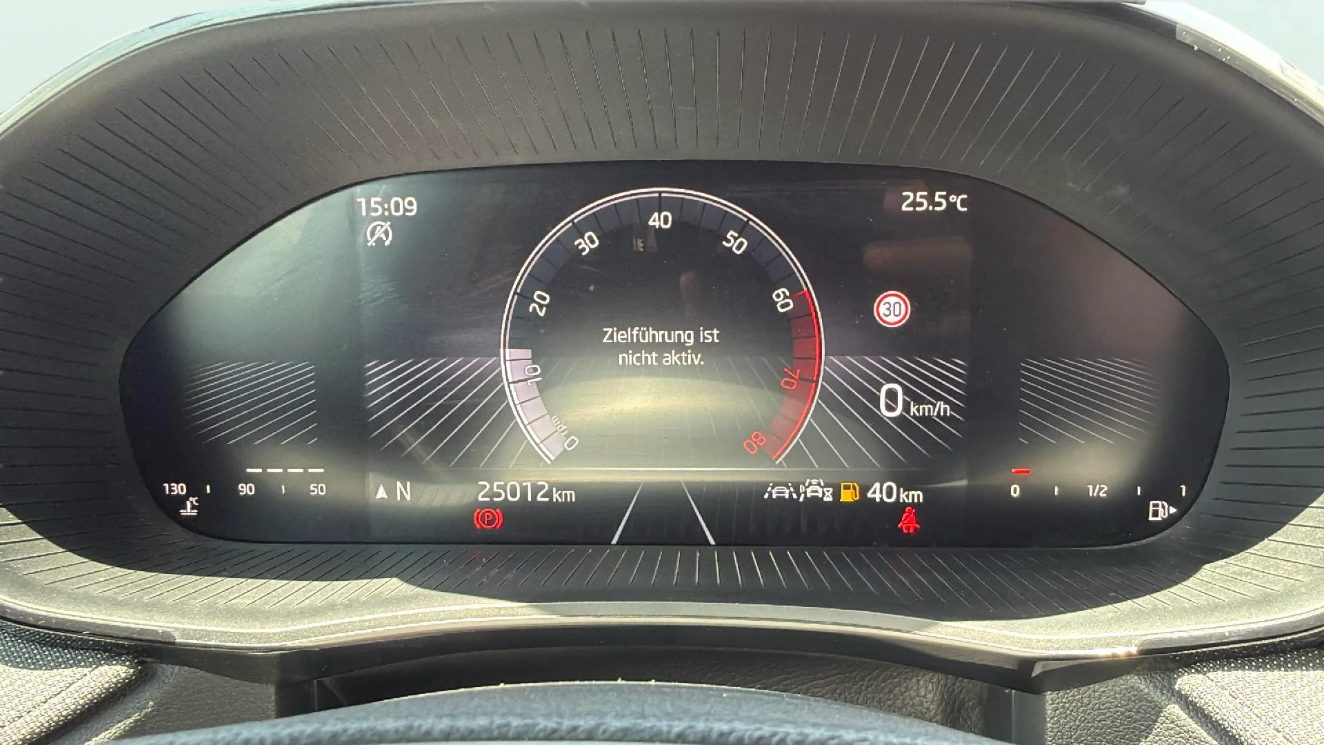 Škoda Fabia 1.0 TSI Selection - foto 16