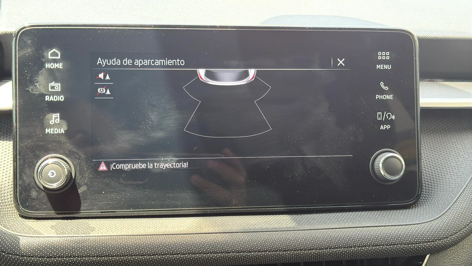 Škoda Fabia 1.0 TSI DSG Selection - foto 11