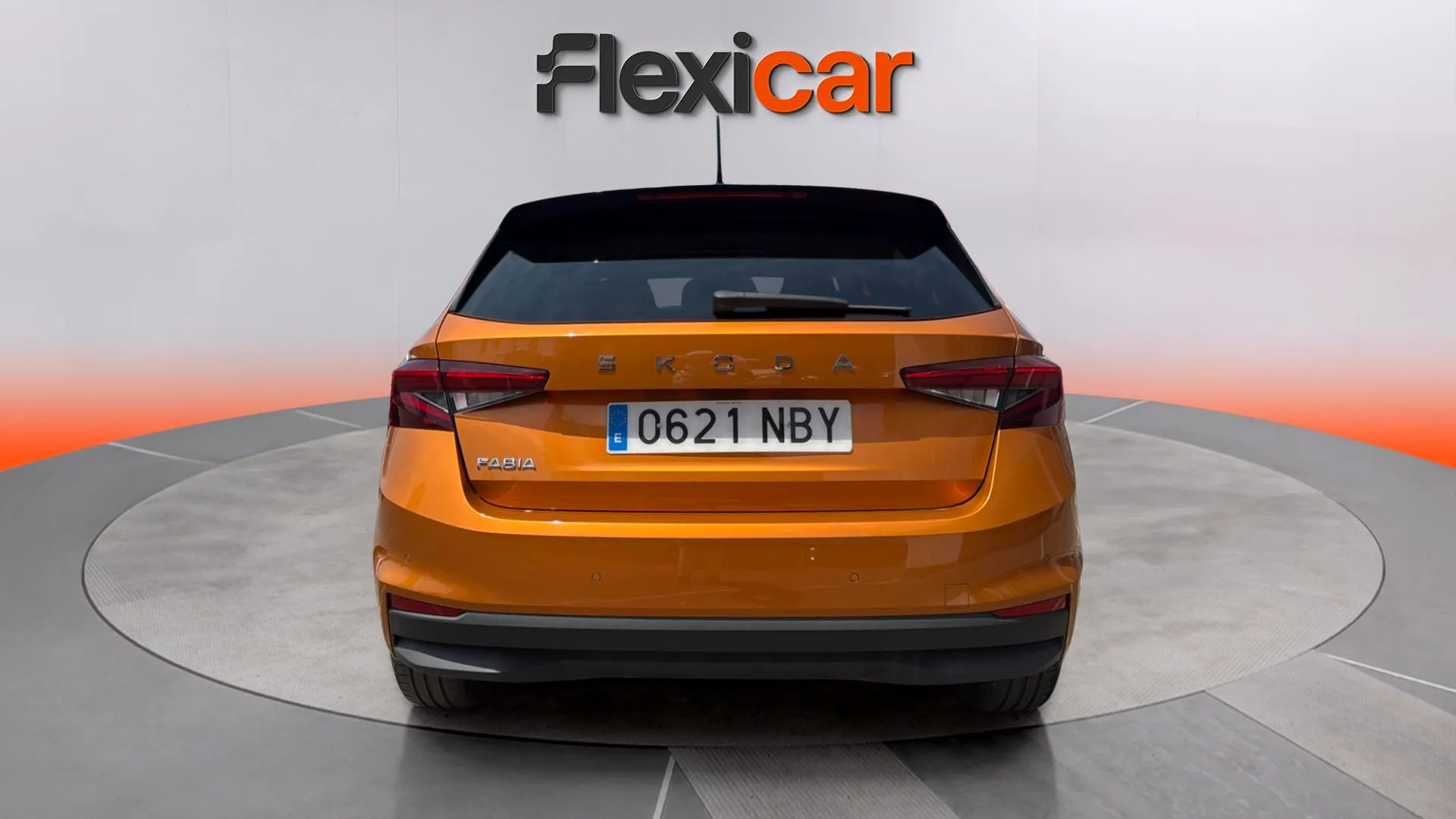 Škoda Fabia 1.0 TSI DSG Selection - foto 6