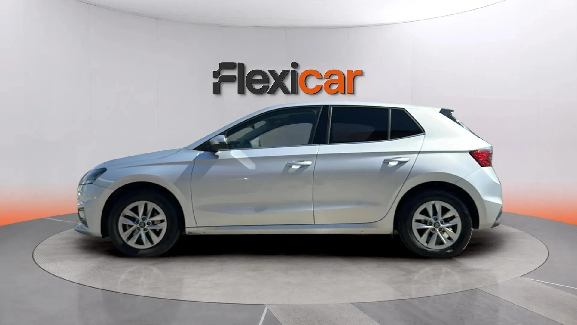 Škoda Fabia 1.0 TSI DSG Selection - foto 4