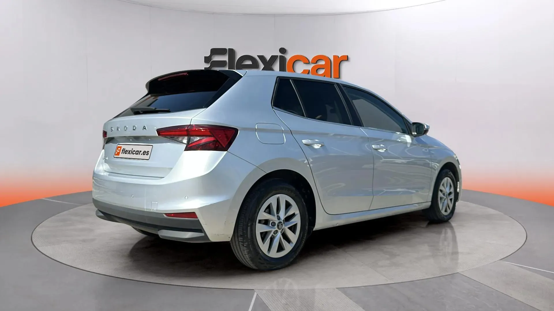 Škoda Fabia 1.0 TSI DSG Selection - foto 7