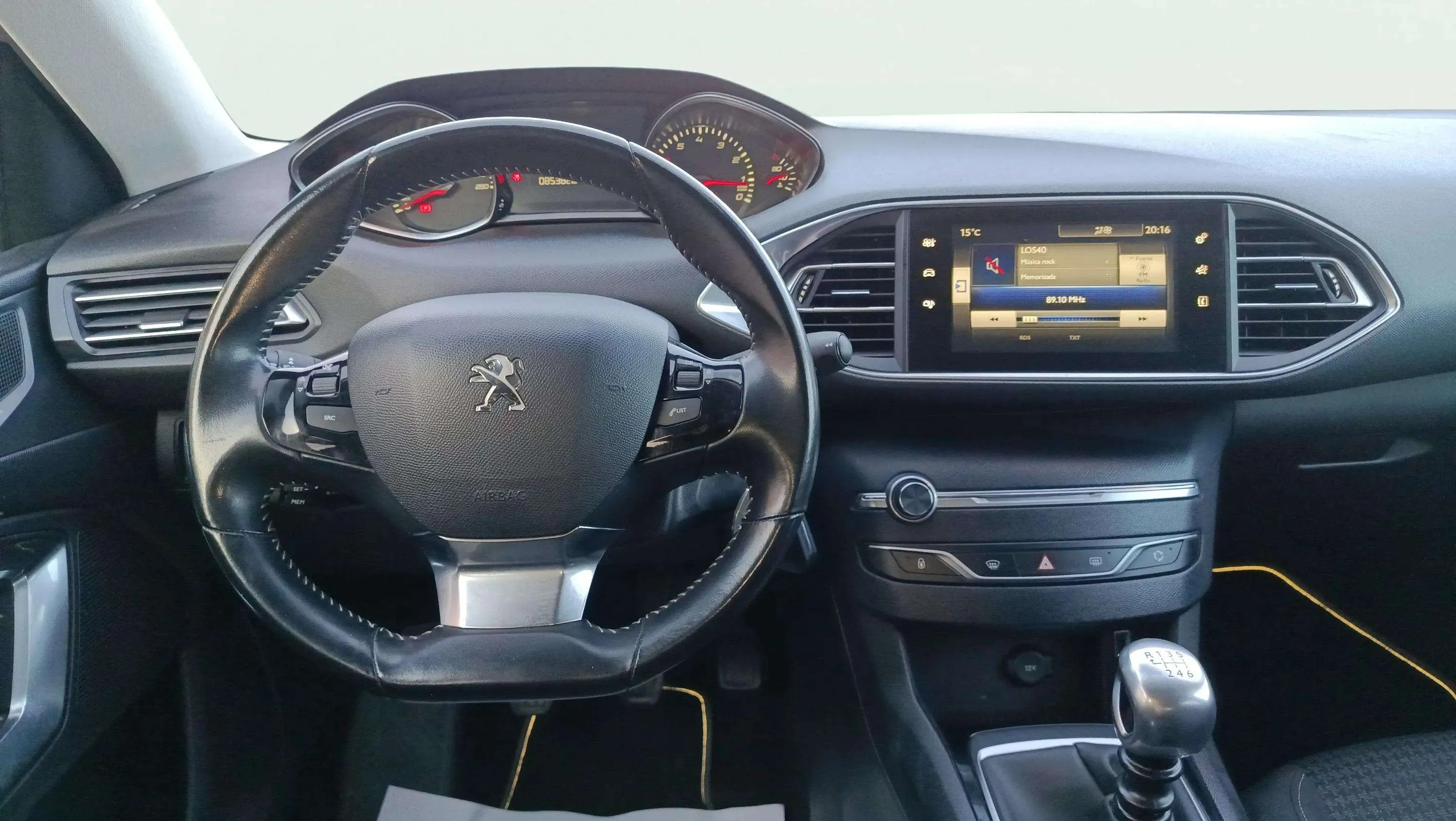 Peugeot 308 SW Access 1.2 PureTech 110 - foto 13
