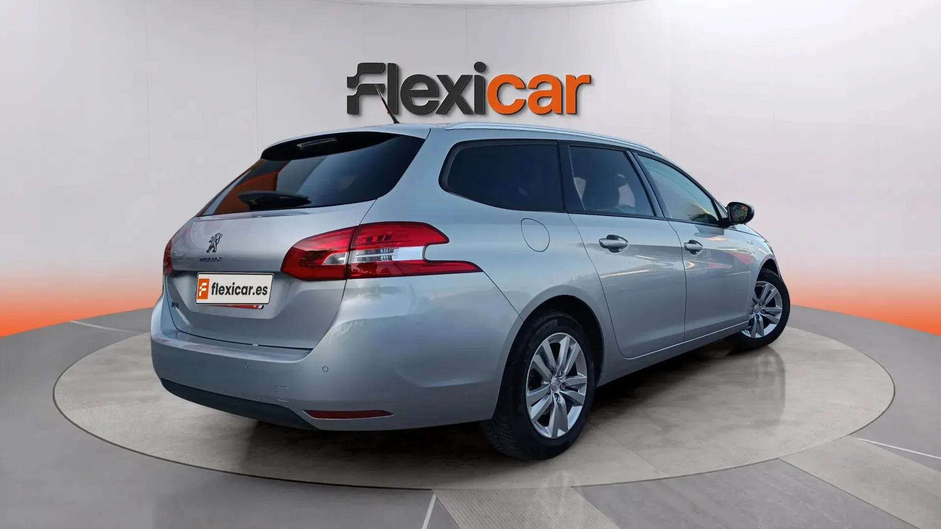 Peugeot 308 SW Access 1.2 PureTech 110 - foto 4