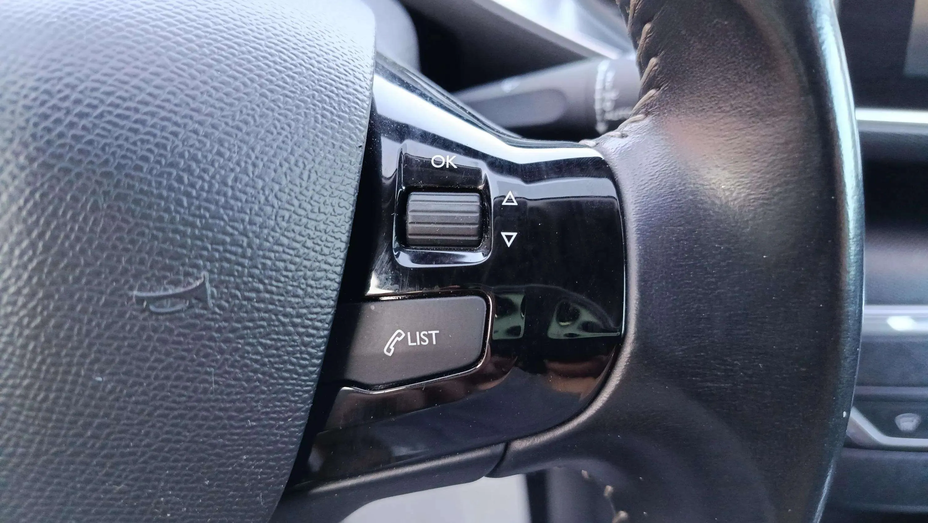 Peugeot 308 SW Access 1.2 PureTech 110 - foto 17