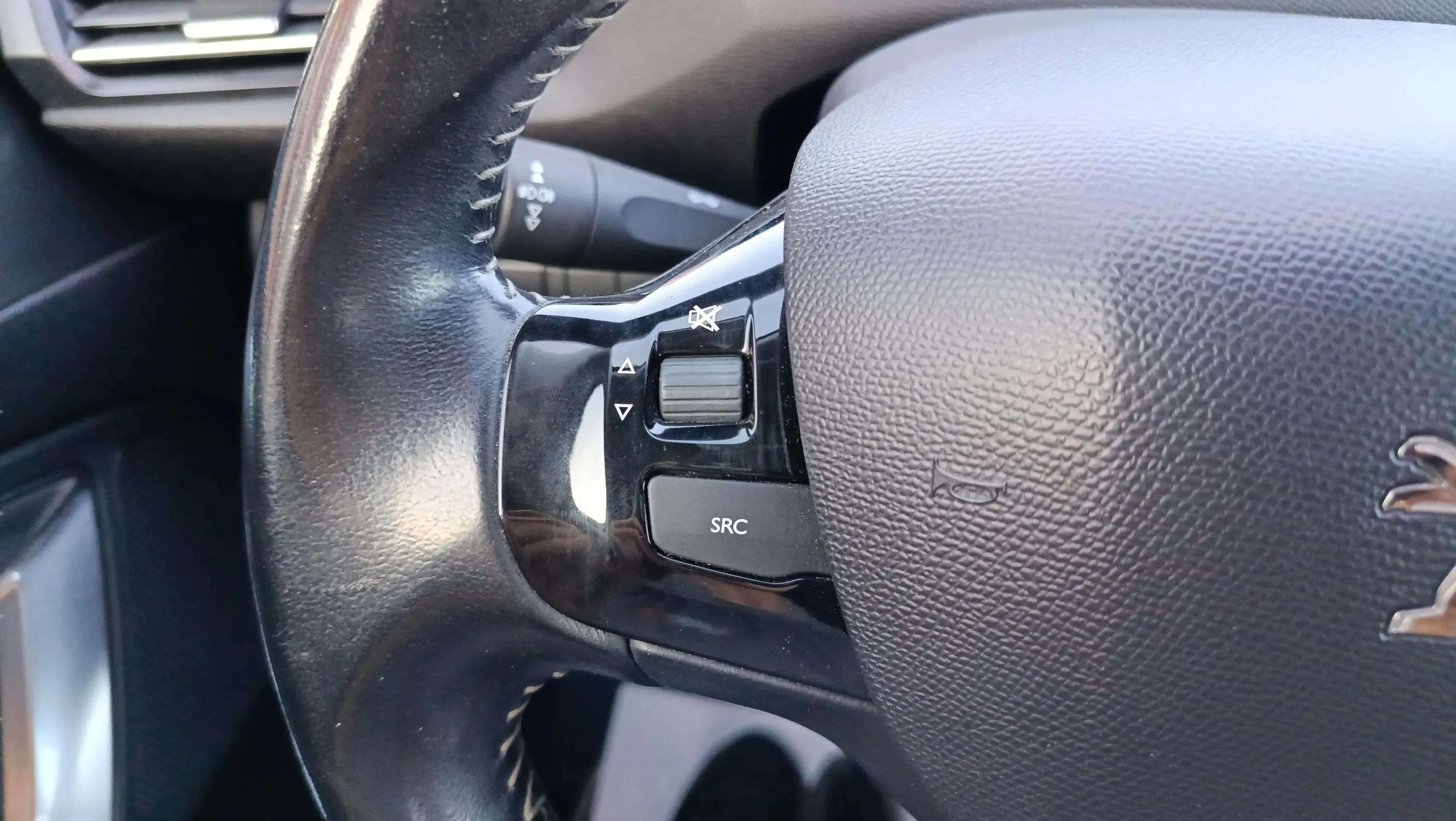 Peugeot 308 SW Access 1.2 PureTech 110 - foto 16
