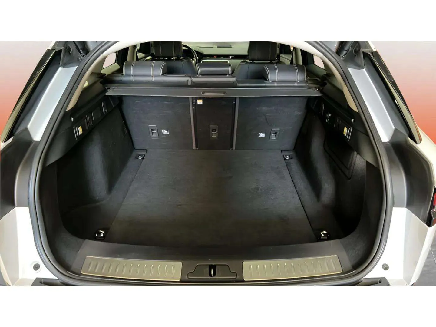 Land Rover Range Rover Velar 2.0 D180 4WD - foto 20