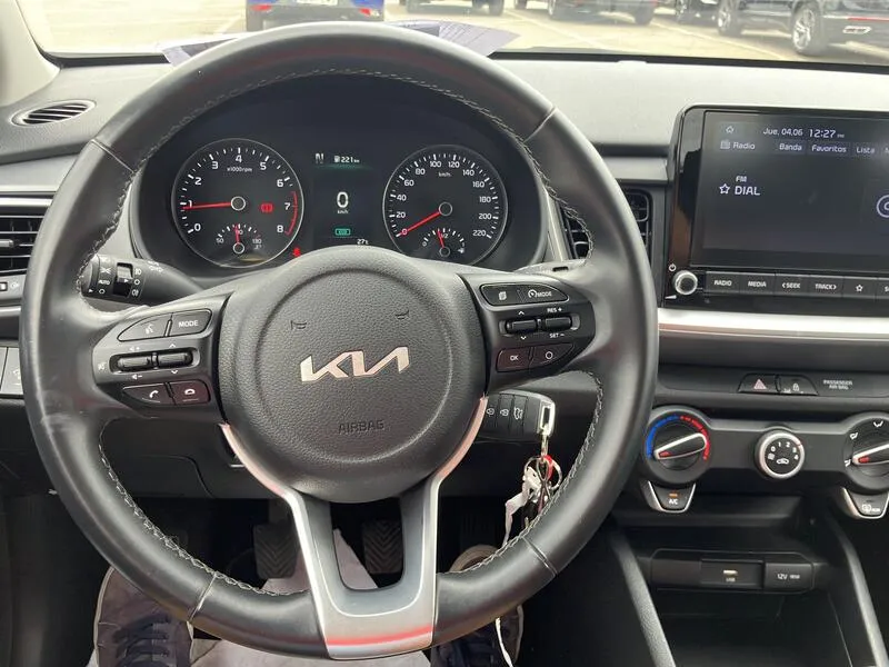 Kia Stonic 1.0 T-GDi MHEV iMT Concept - foto 37