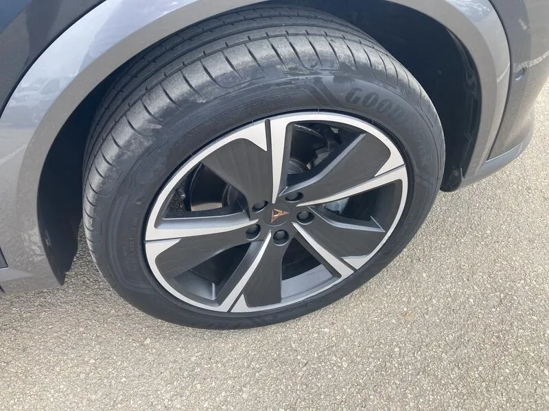 Cupra Formentor 1.4 e-Hybrid 12 kWh DSG - foto 17