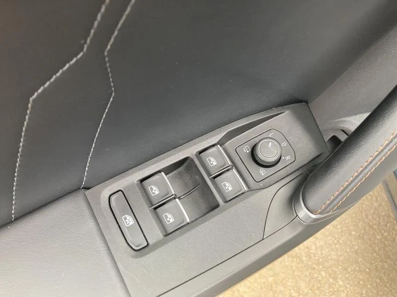 Cupra Formentor 1.4 e-Hybrid 12 kWh DSG - foto 27