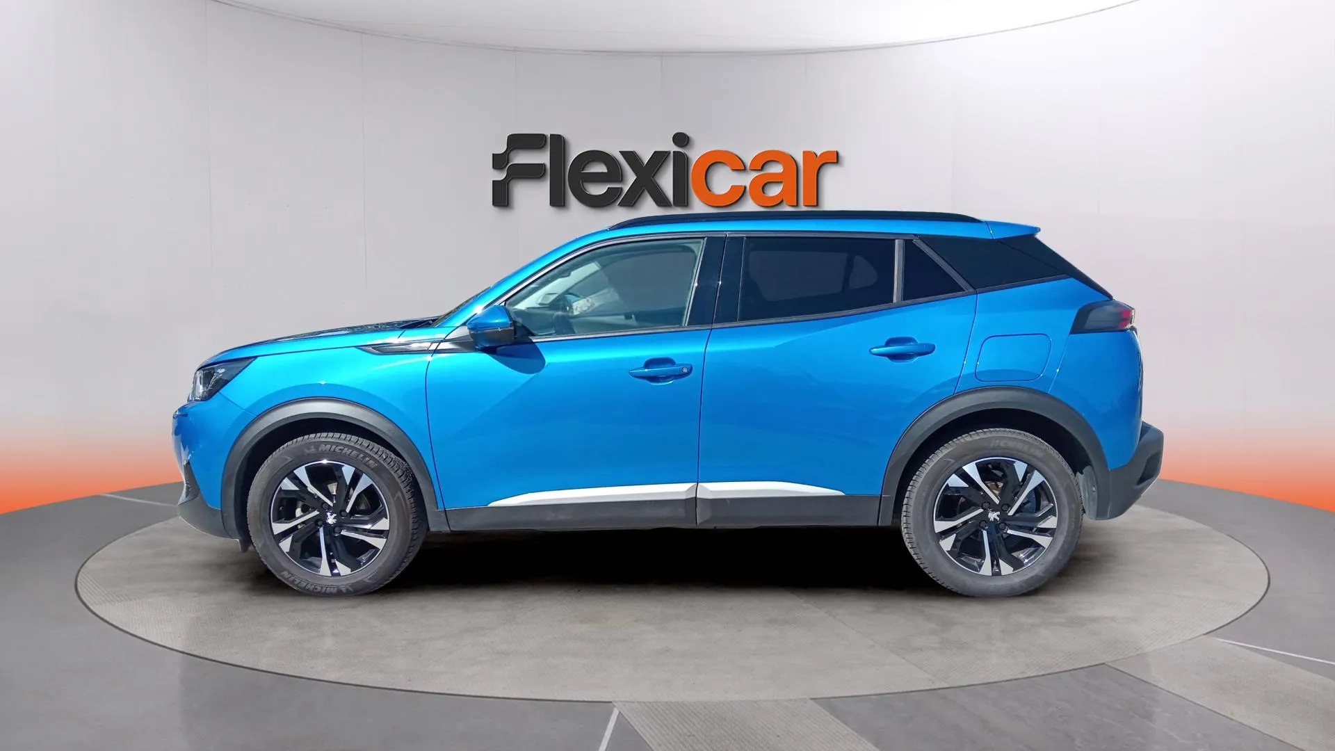 Peugeot 2008 Allure Pack PureTech 130 BVM6 - foto 6
