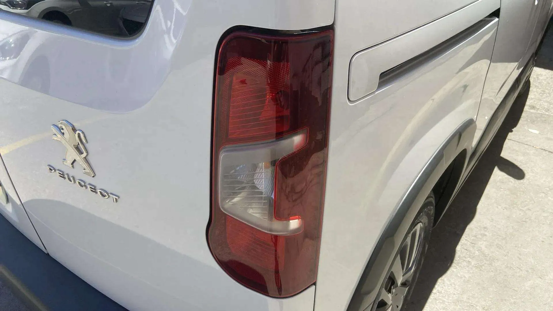 Peugeot Rifter Active Pack Long BlueHDi - foto 11