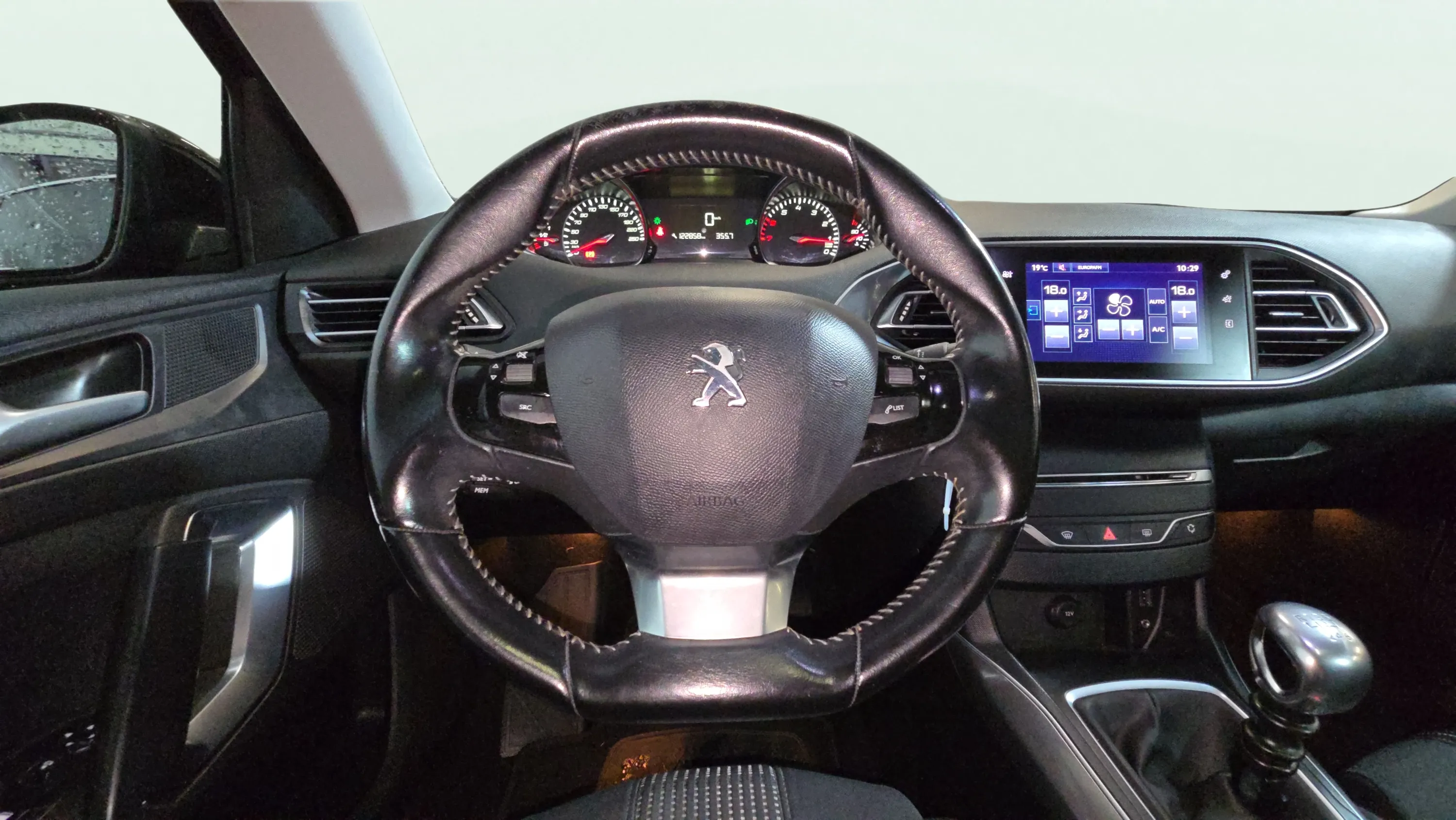 Peugeot 308 Allure 1.2 PureTech - foto 10