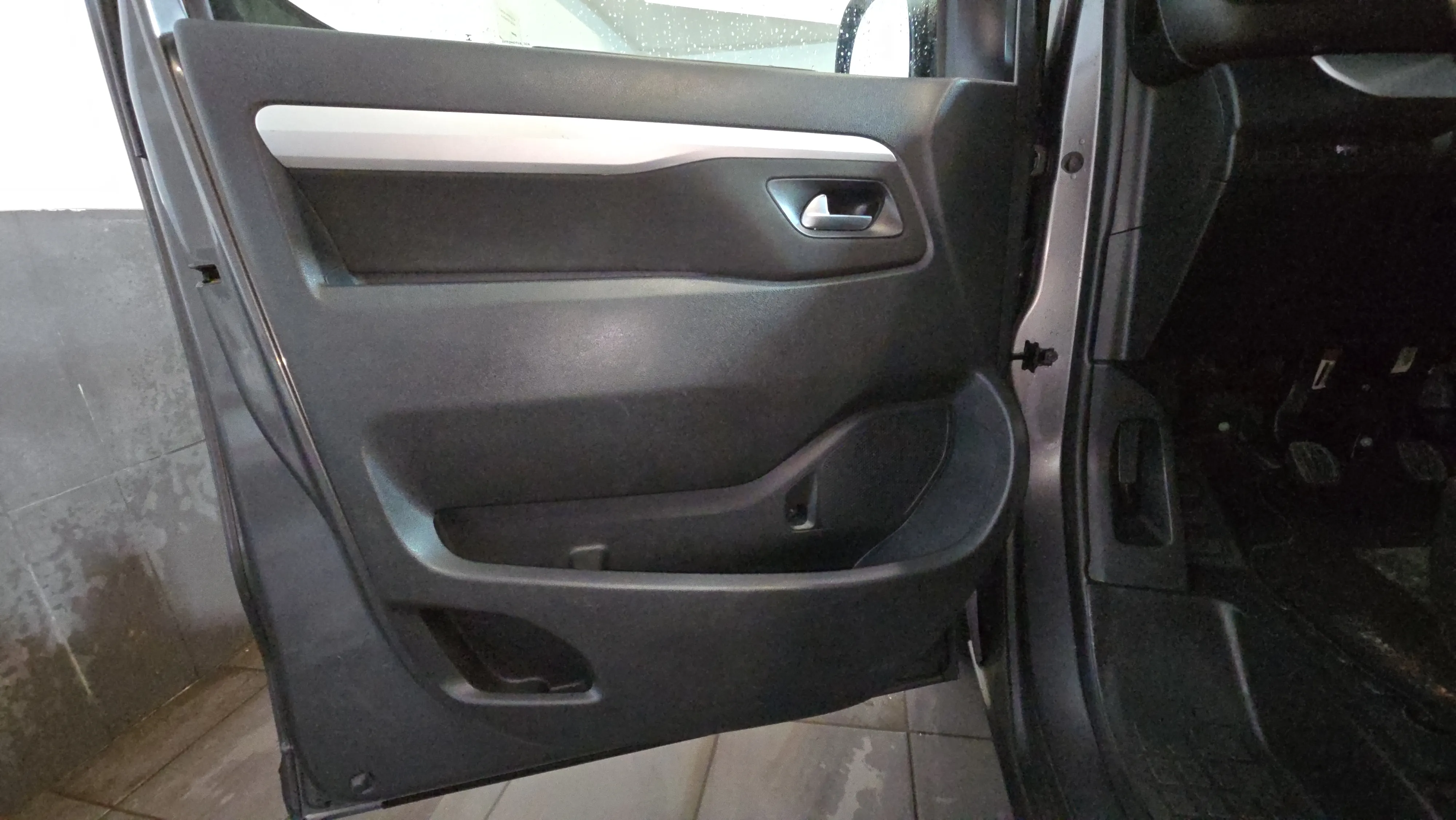 Peugeot Traveller Active BlueHDi 120 Standard - foto 15