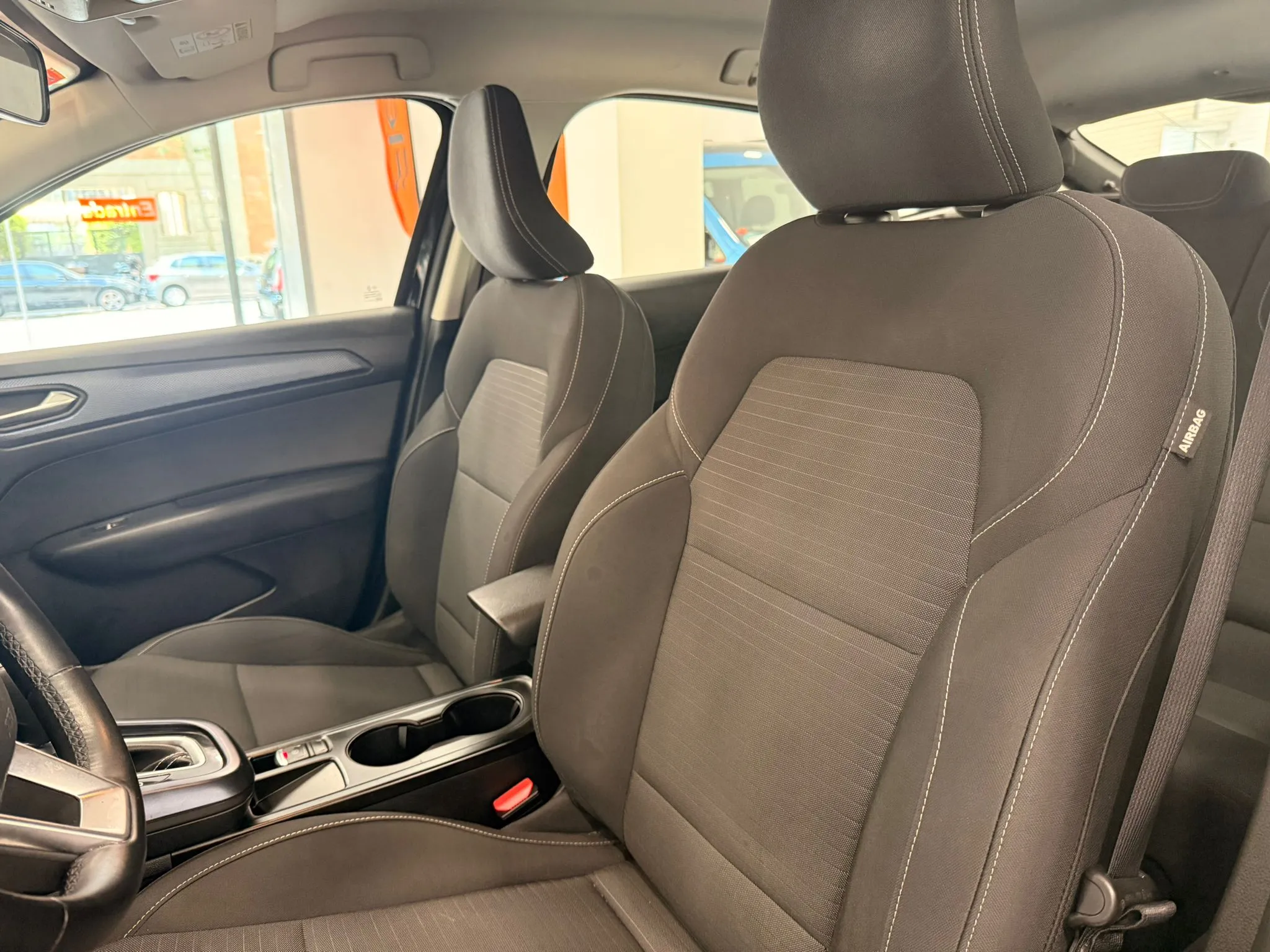 Renault Arkana Intens TCe EDC Microhíbrido - foto 5