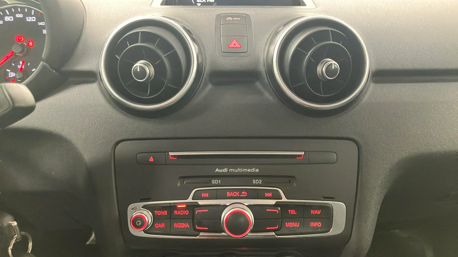 Audi A1 Adrenalin 1.6 TDI Sportback - foto 15