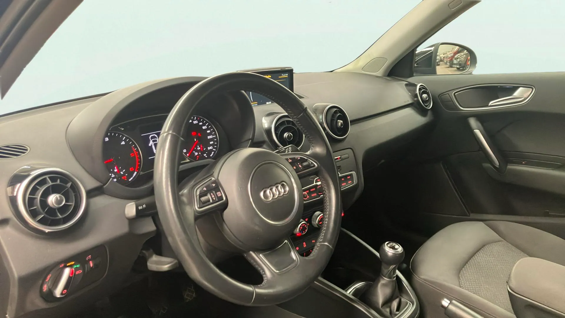 Audi A1 Adrenalin 1.6 TDI Sportback - foto 9