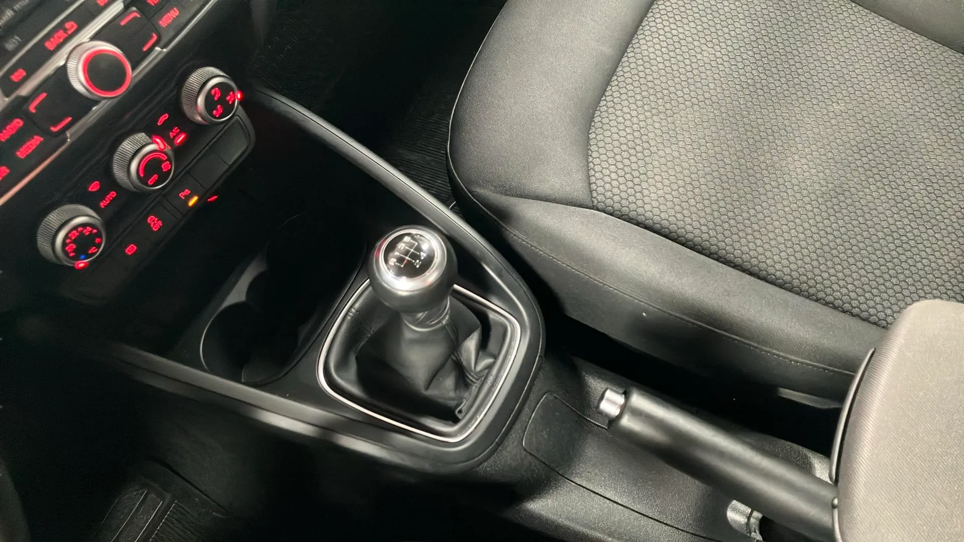 Audi A1 Adrenalin 1.6 TDI Sportback - foto 17
