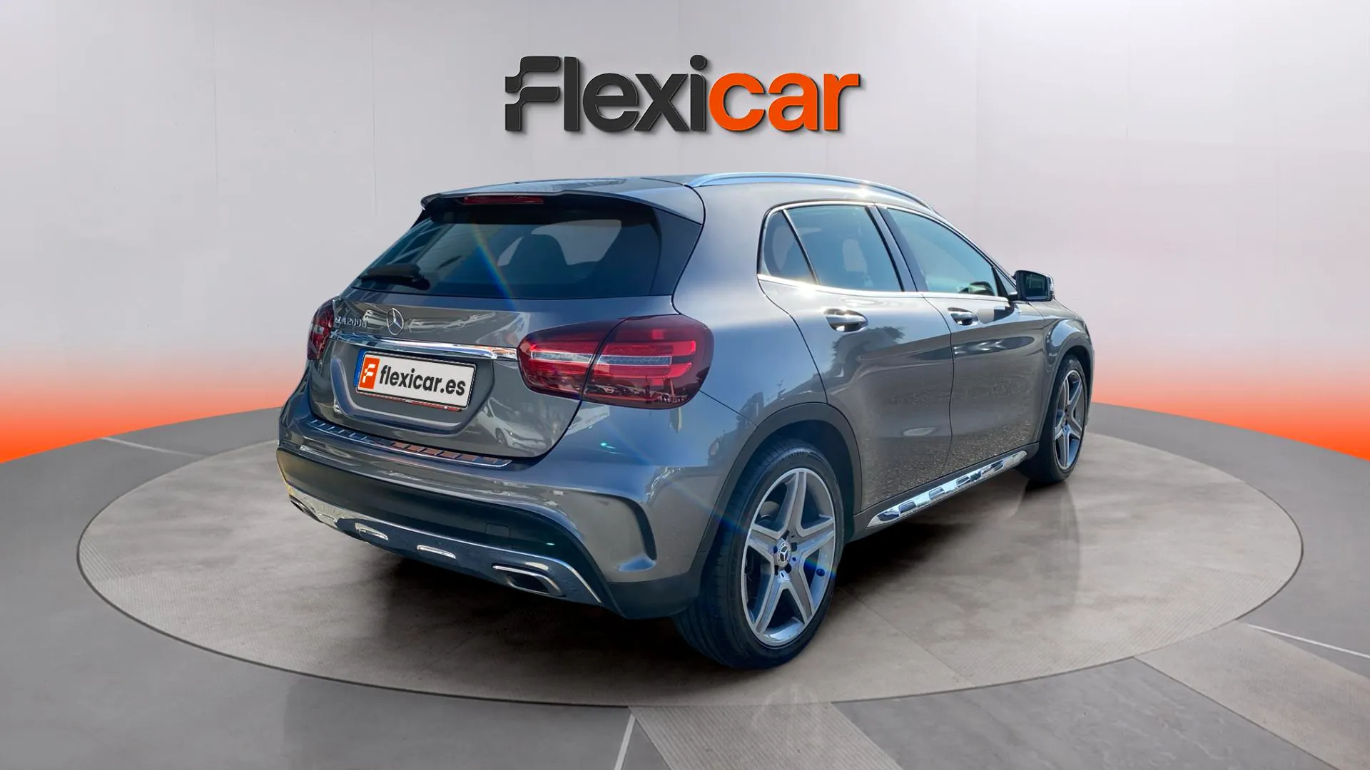 Mercedes-Benz GLA 200 d - foto 7