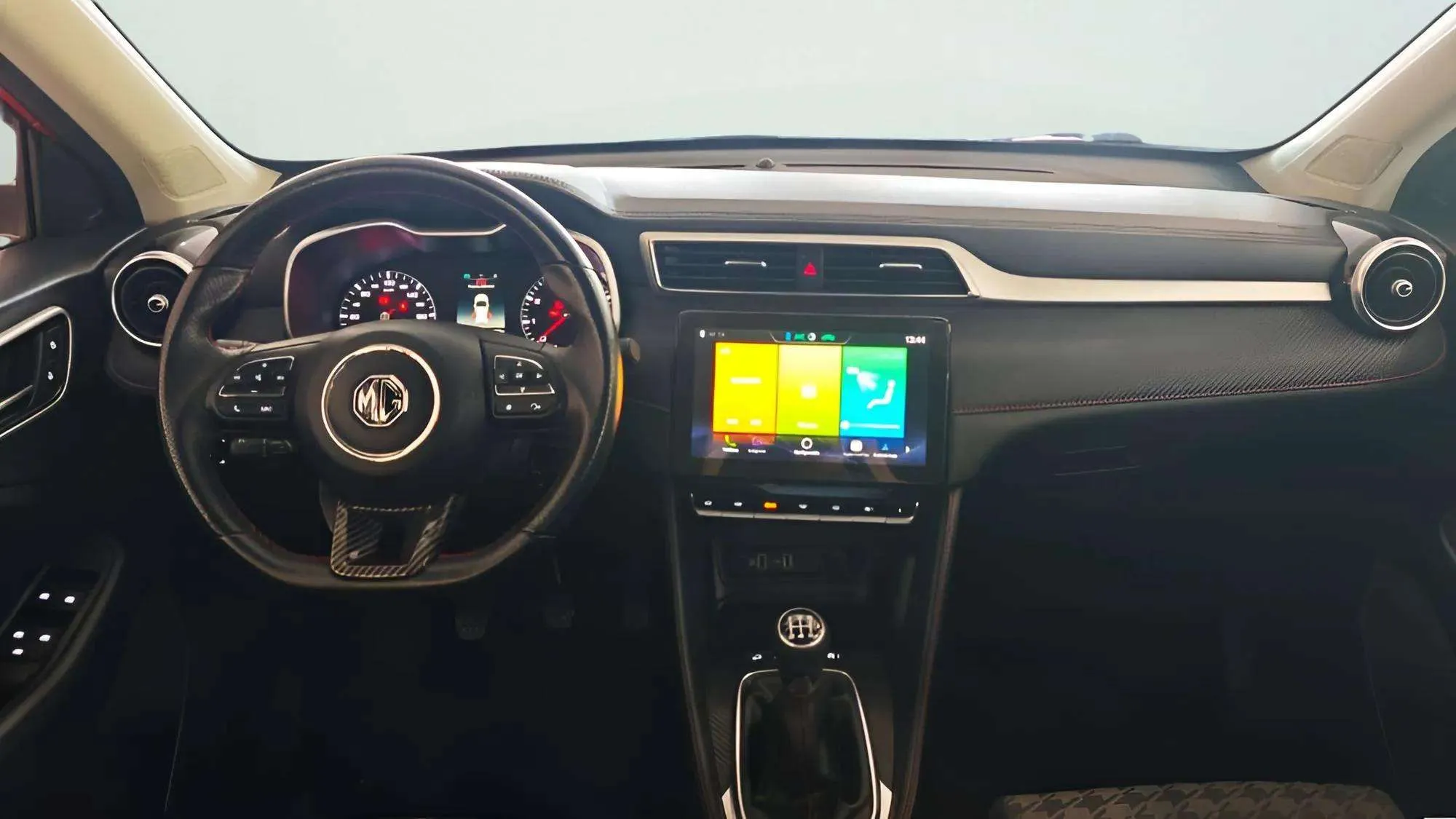 MG ZS 1.0T Luxury - foto 8