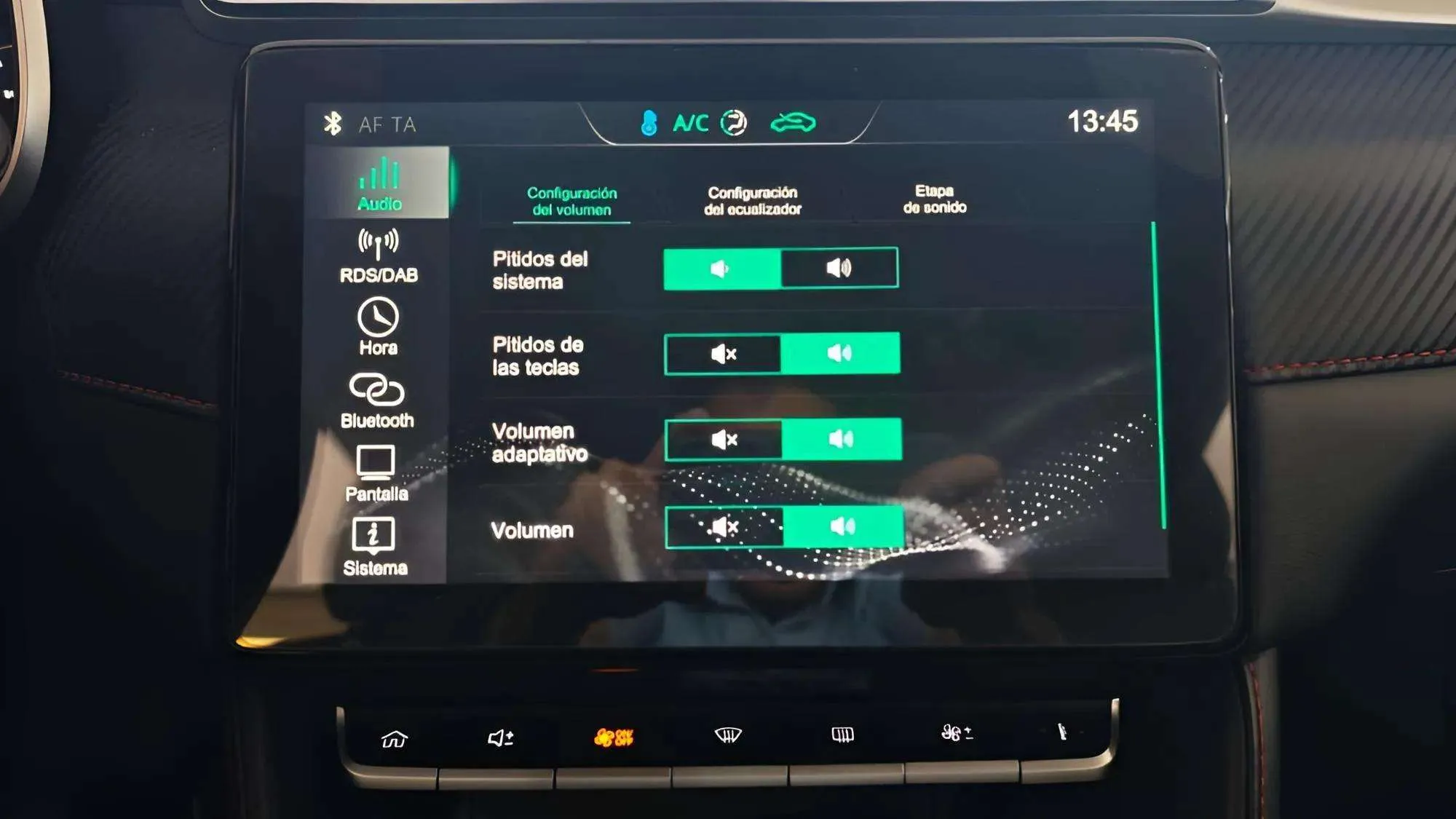 MG ZS 1.0T Luxury - foto 19