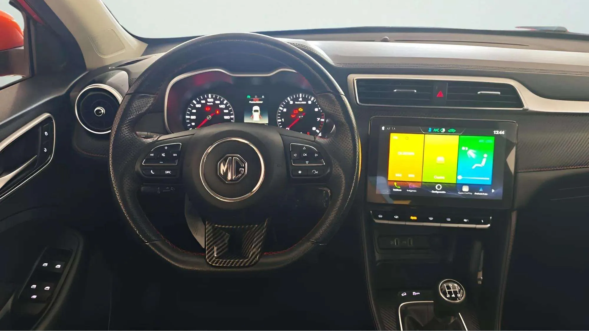 MG ZS 1.0T Luxury - foto 9
