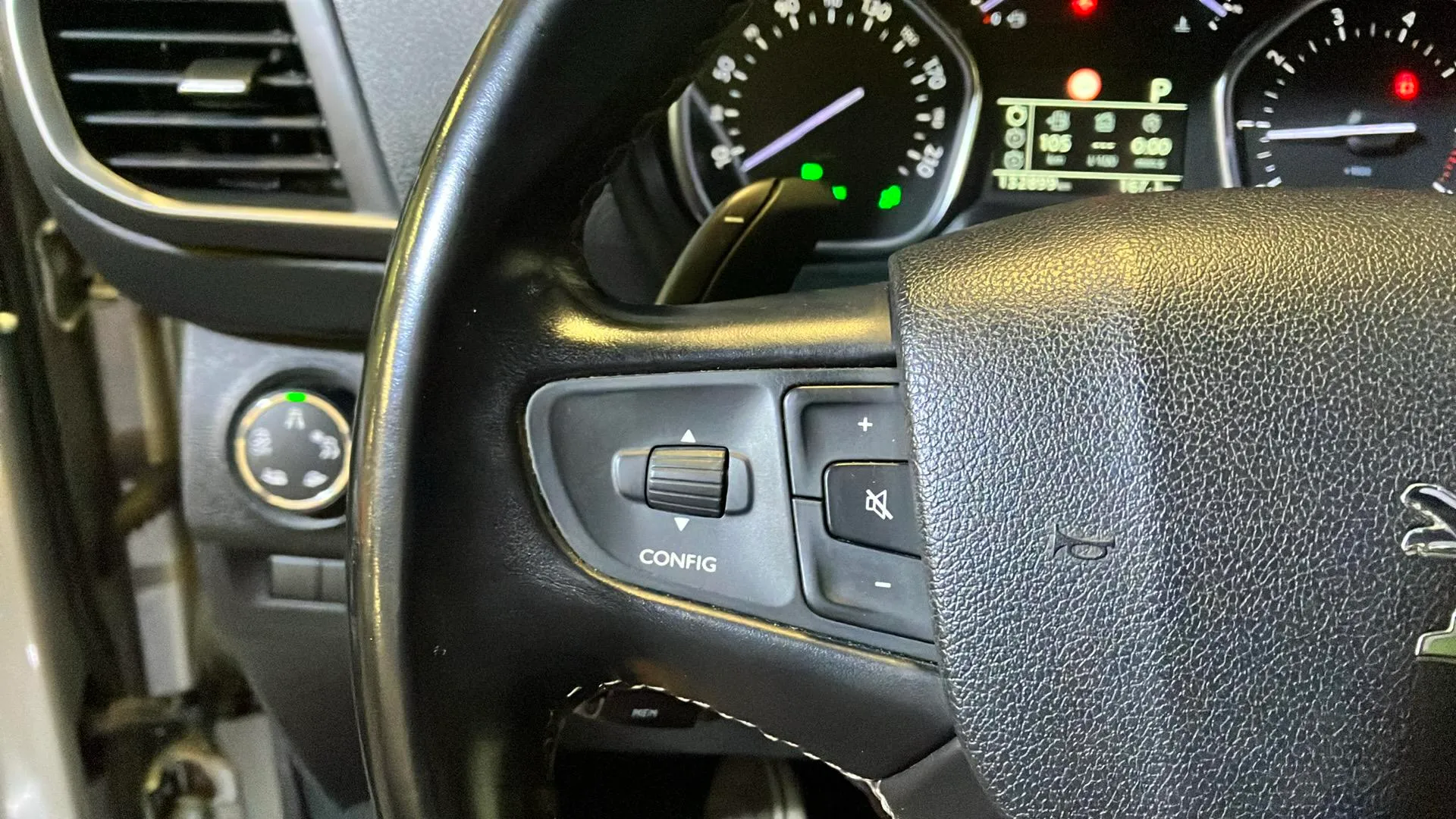 Peugeot Traveller Business VIP BlueHDi EAT8 Long - foto 16