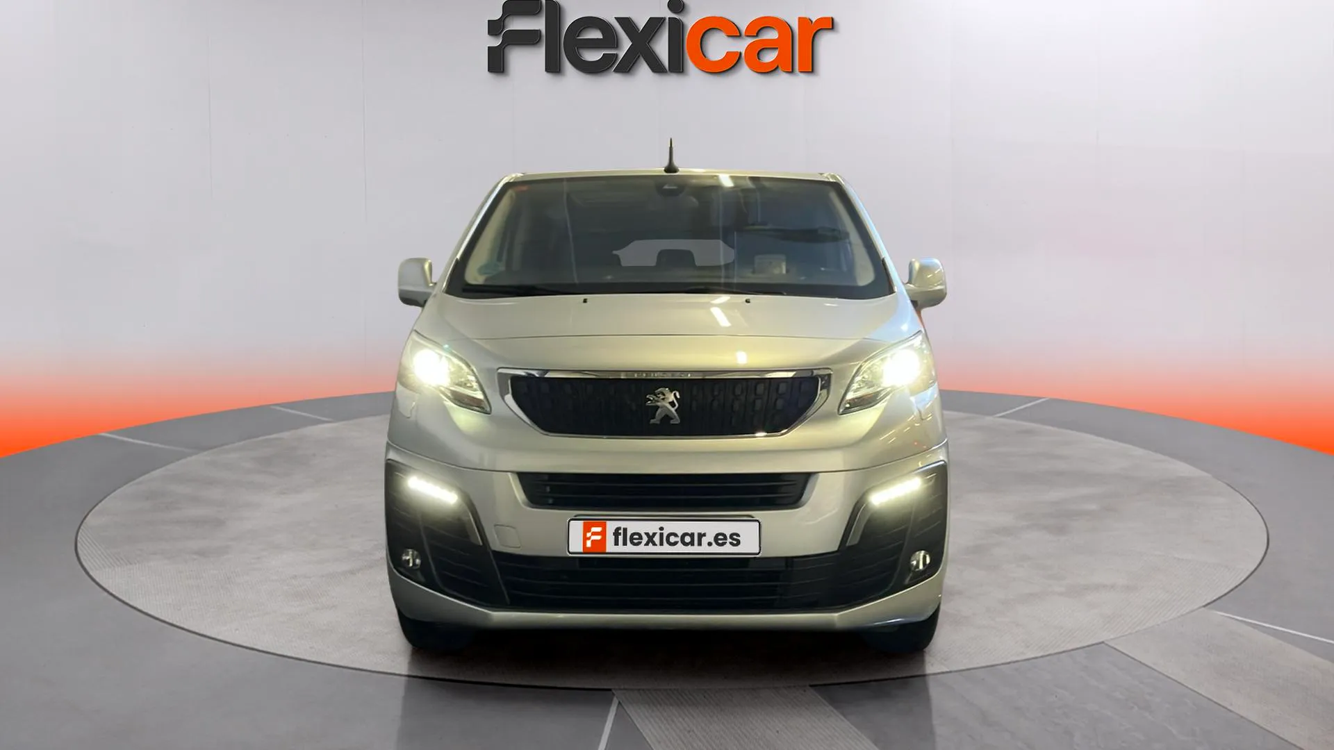Peugeot Traveller Business VIP BlueHDi EAT8 Long - foto 6