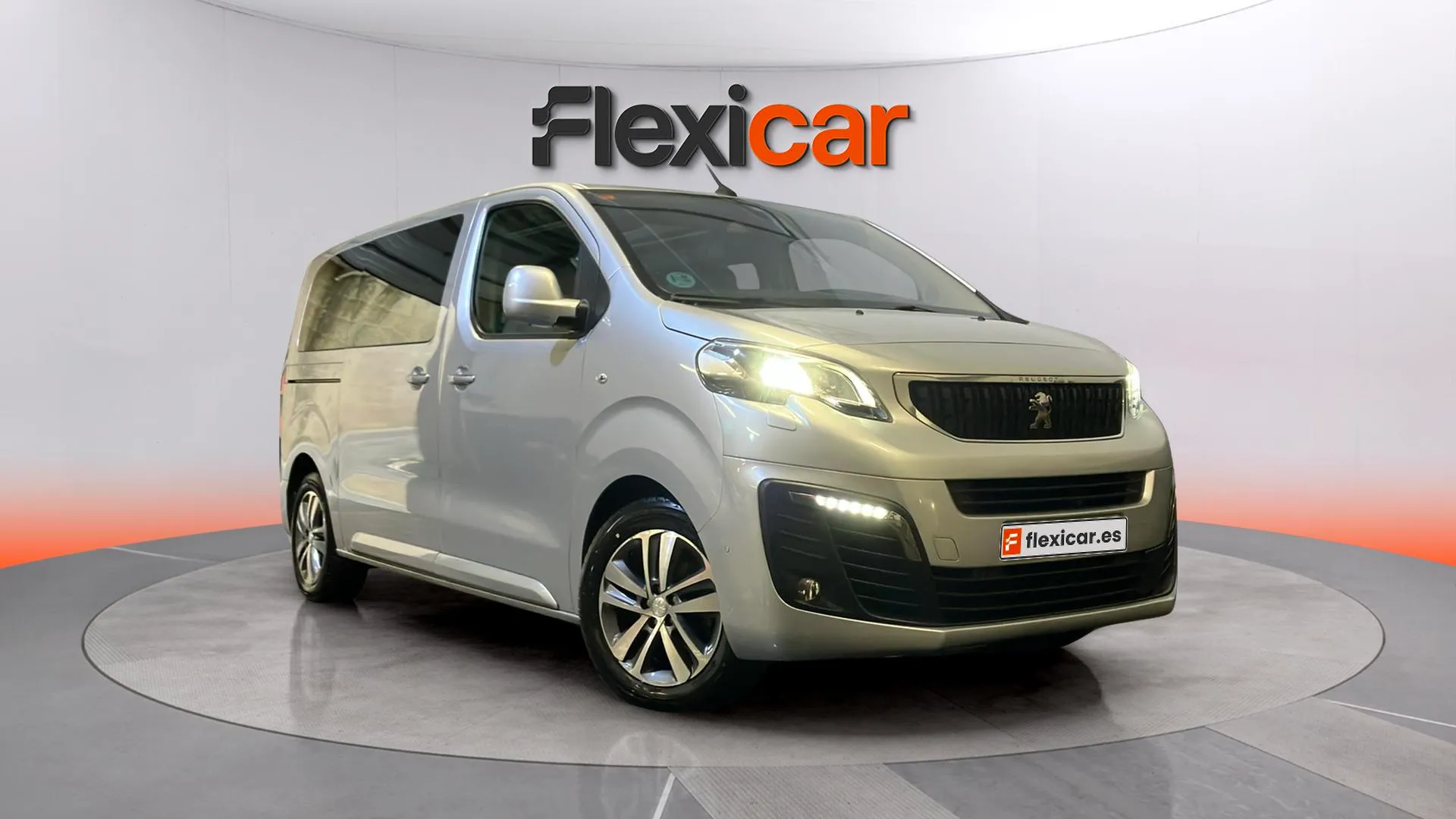 Peugeot Traveller Business VIP BlueHDi EAT8 Long