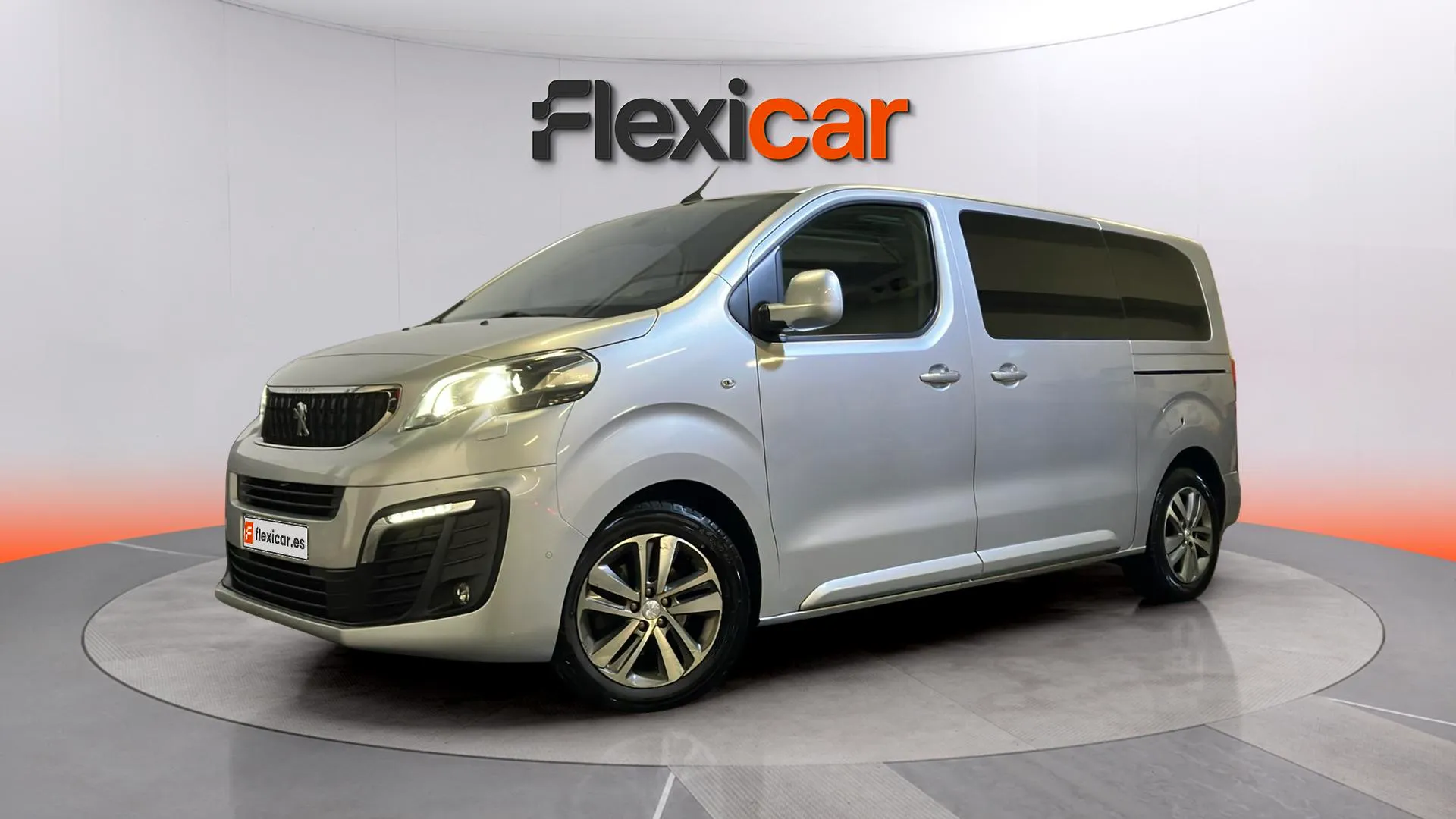 Peugeot Traveller Business VIP BlueHDi EAT8 Long - foto 2