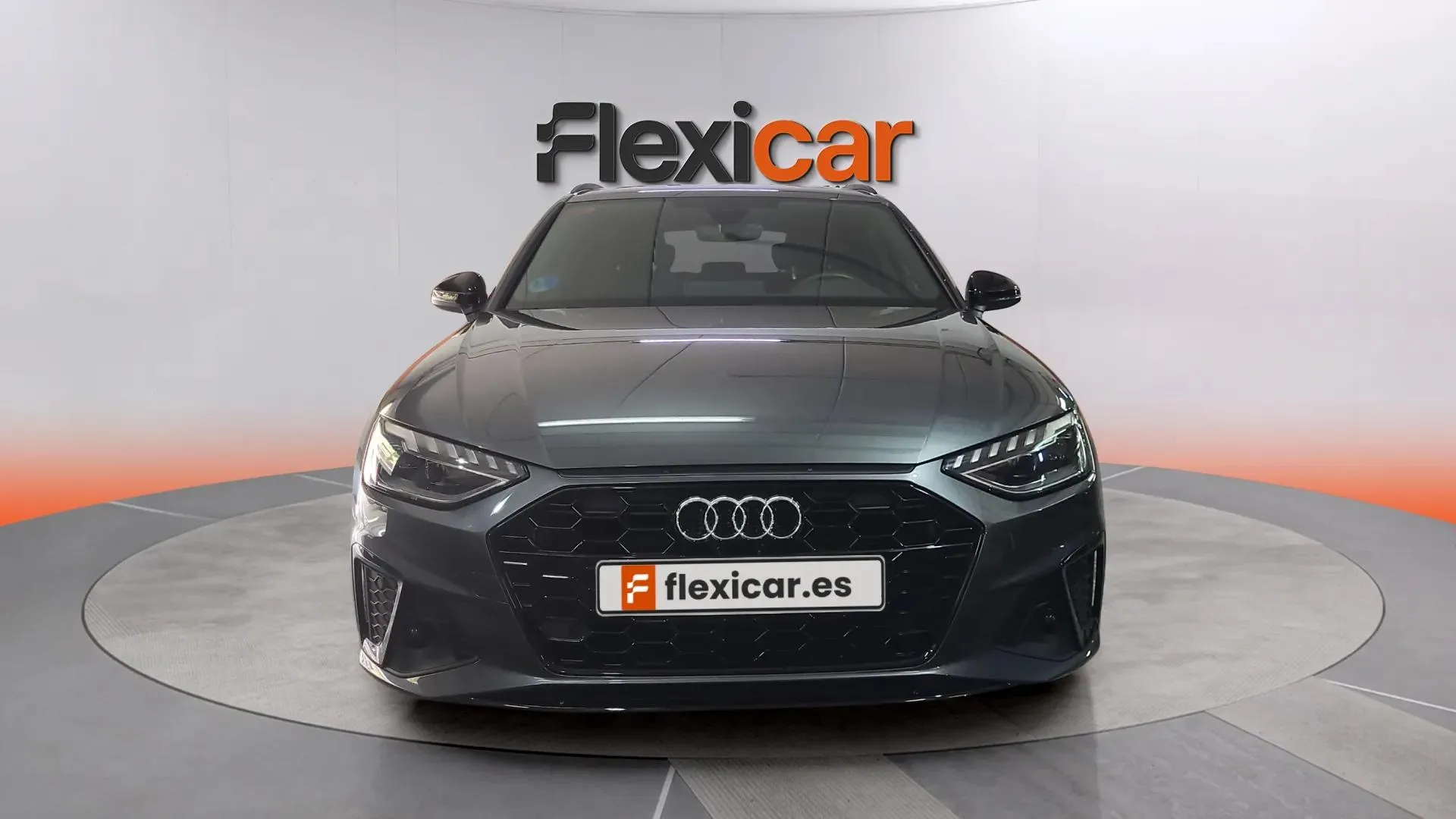 Audi A4 Avant Black line 35 TDI S tronic - foto 2