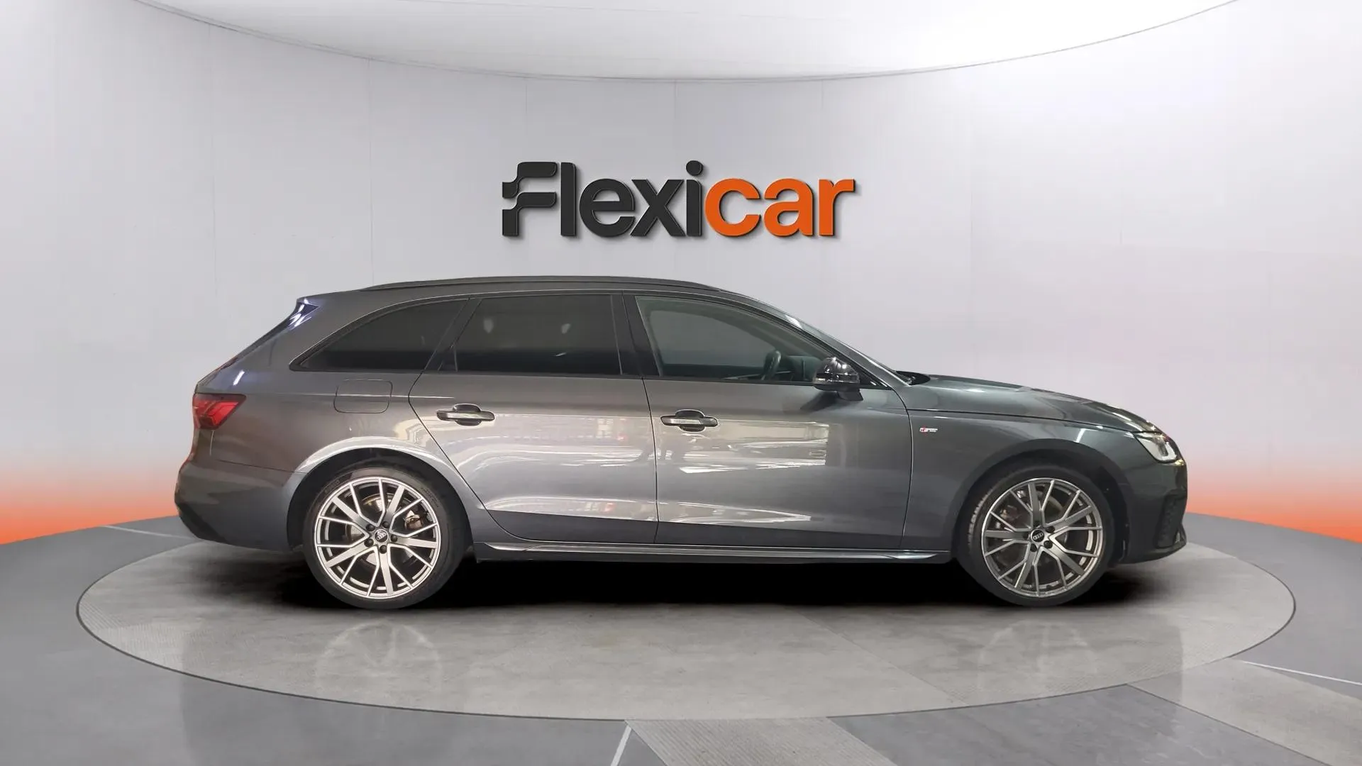 Audi A4 Avant Black line 35 TDI S tronic - foto 5