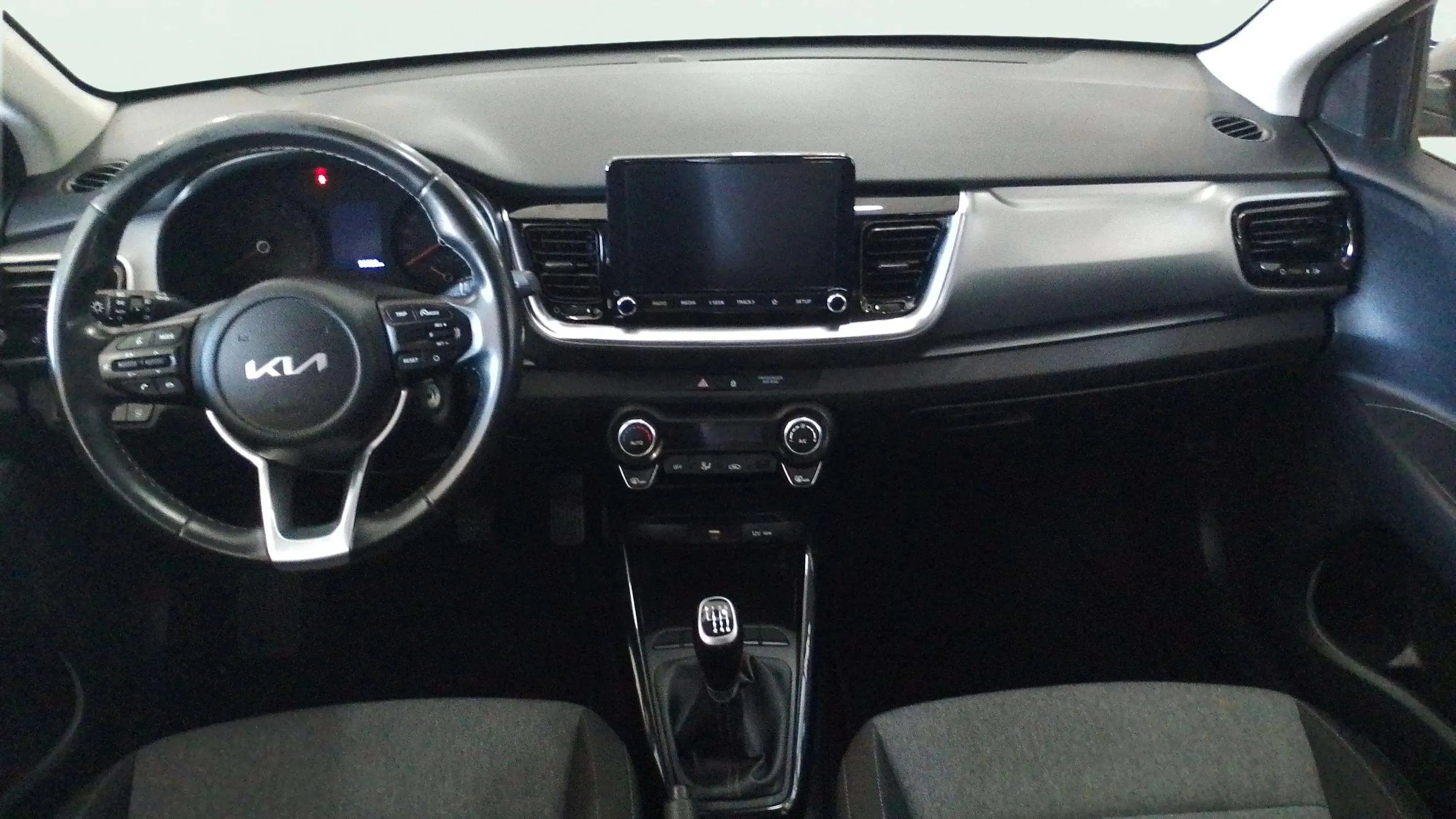 Kia Stonic 1.0 T-GDi 6 Drive - foto 9