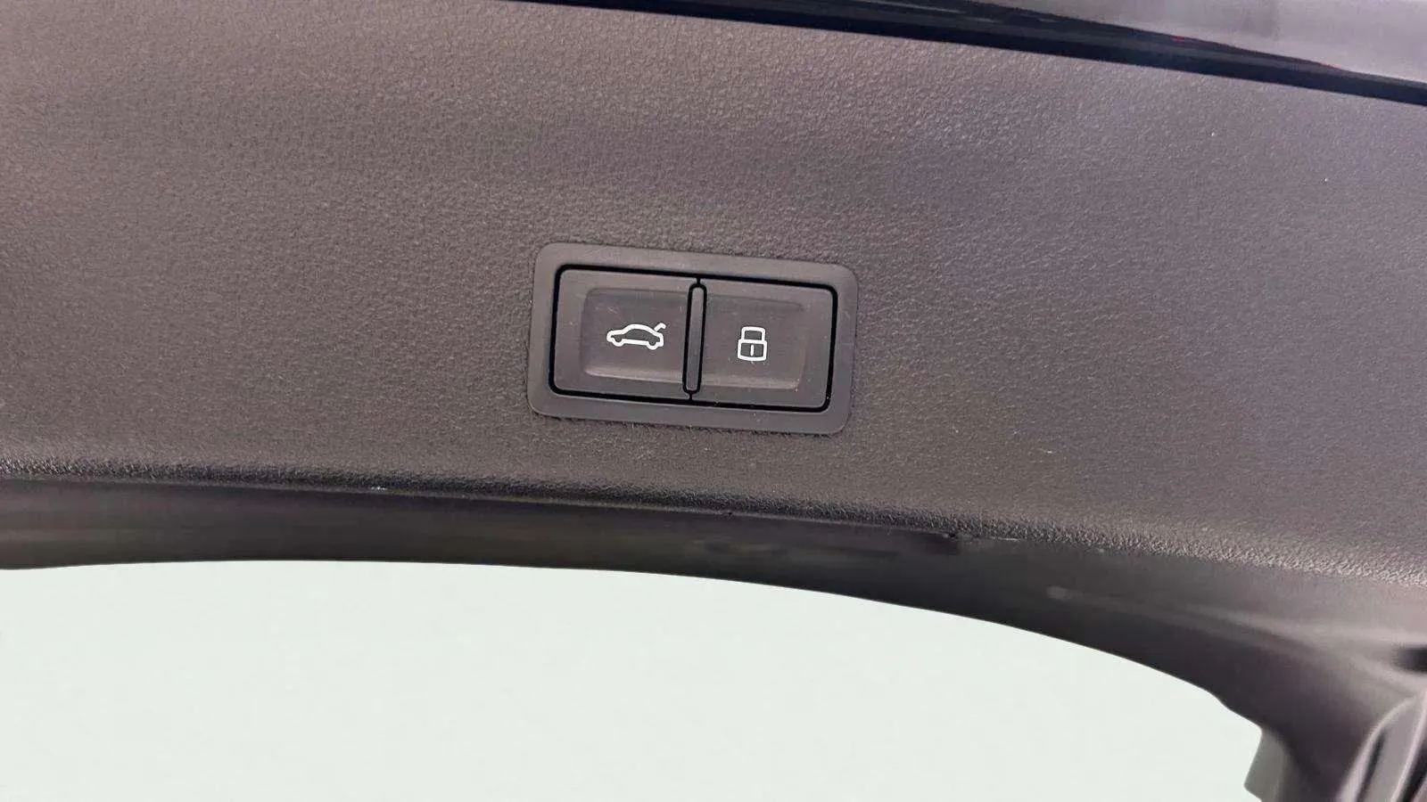 Audi A6 Avant B.Line 40 TDI S tron - foto 18