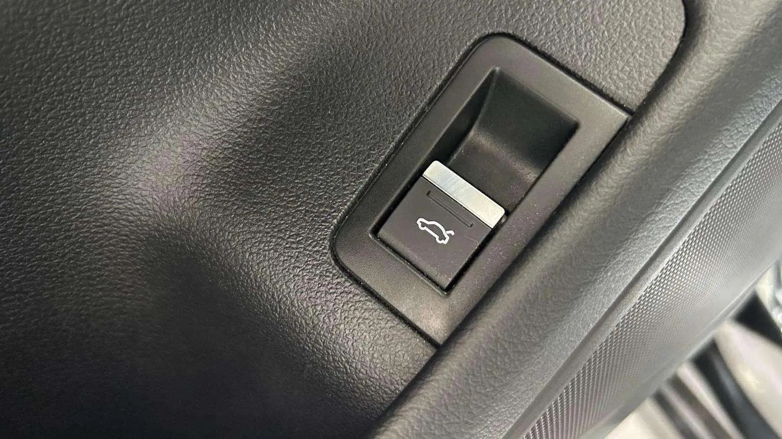 Audi A6 Avant B.Line 40 TDI S tron - foto 32