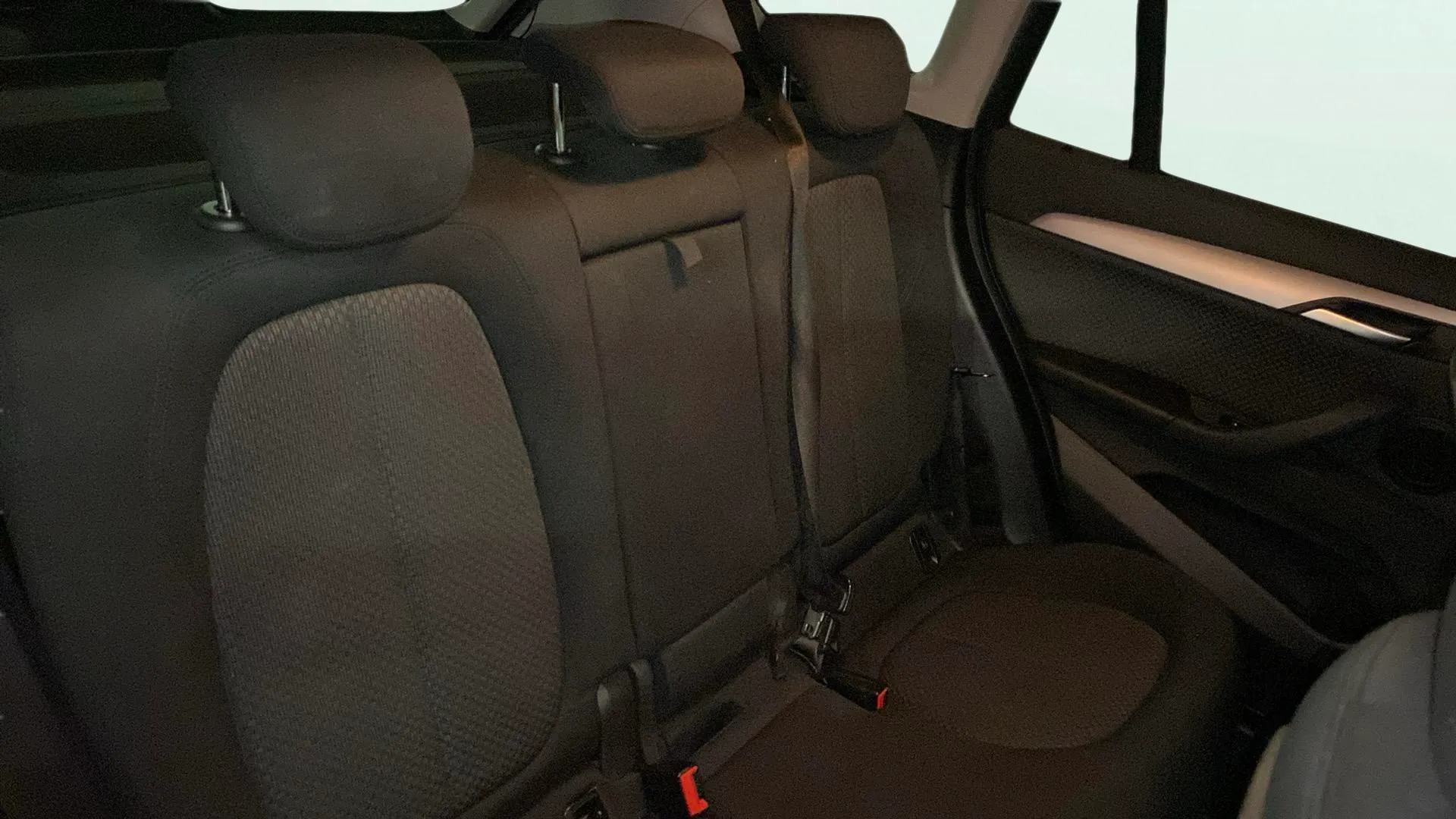 BMW X1 sDrive16d - foto 26