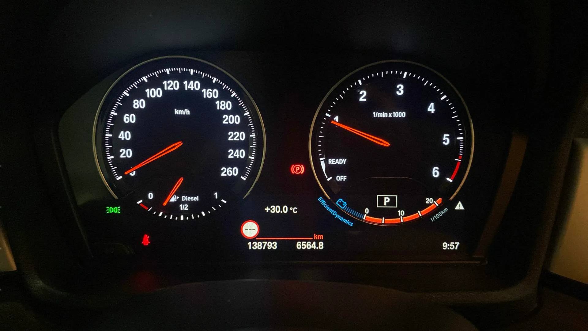 BMW X1 sDrive16d - foto 14
