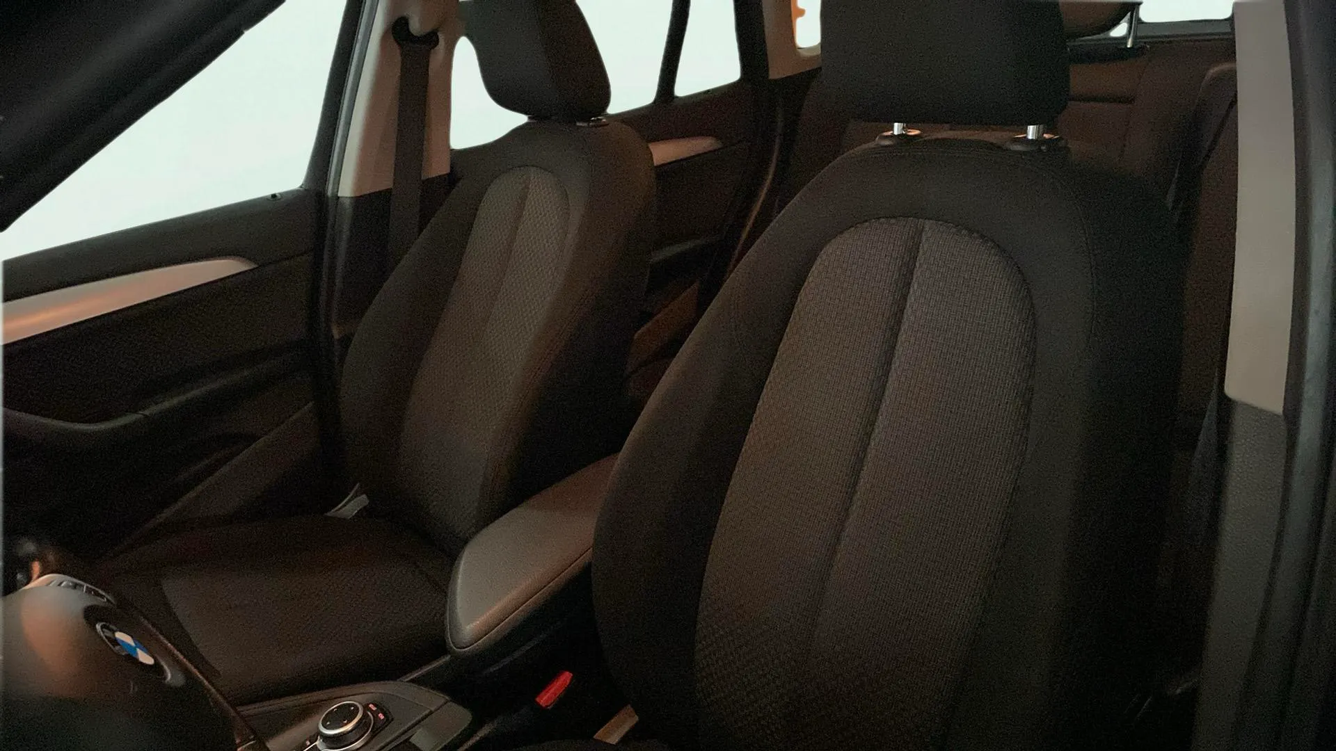 BMW X1 sDrive16d - foto 27