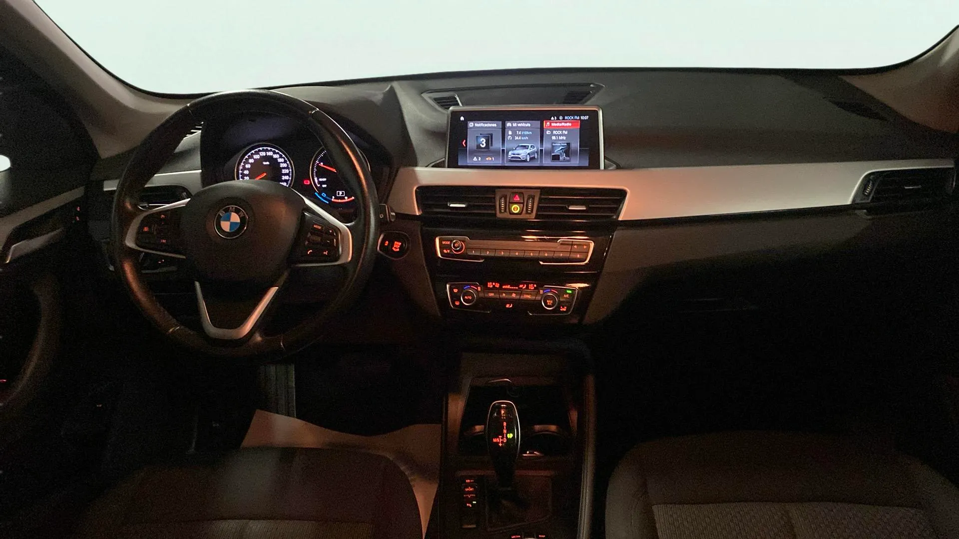 BMW X1 sDrive16d - foto 12