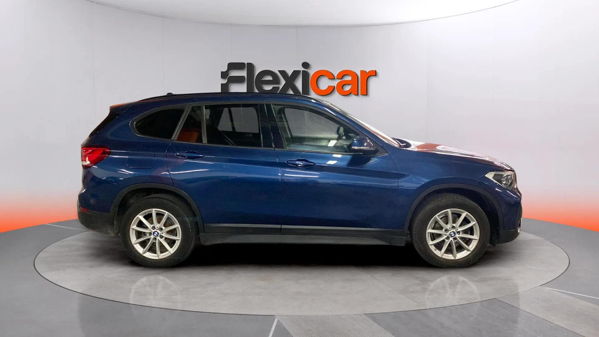 BMW X1 sDrive16d - foto 5